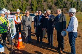 José Antonio Kast inicia agenda en Ñuble con desfile, inauguración de retén y obras del Embalse Zapallar: un recorrido por la seguridad y desarrollo hídrico