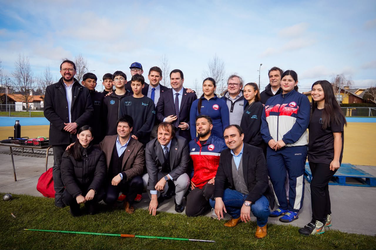 Ministro del Deporte Francisco Riveros visita Ñuble y refuerza compromiso con las regiones