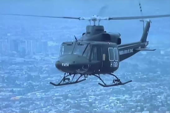 El helicóptero UH-1H realiza su último vuelo oficial durante la Parada Militar 2026 en Chile