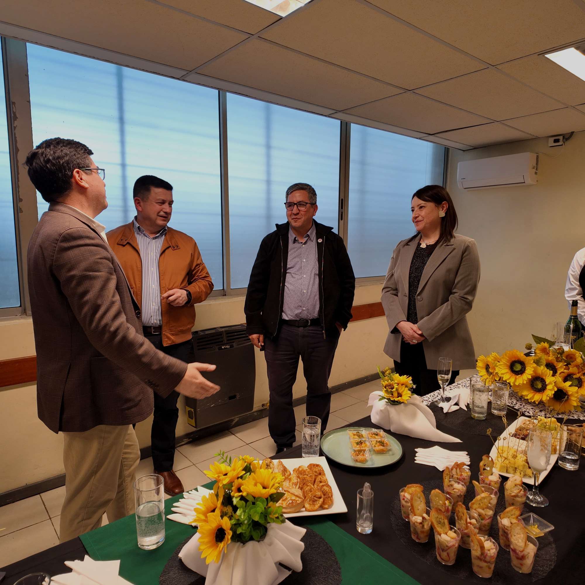 RE: NP: Santo Tomás Chillán realiza homenaje a trabajadores radiales de la Región de Ñuble