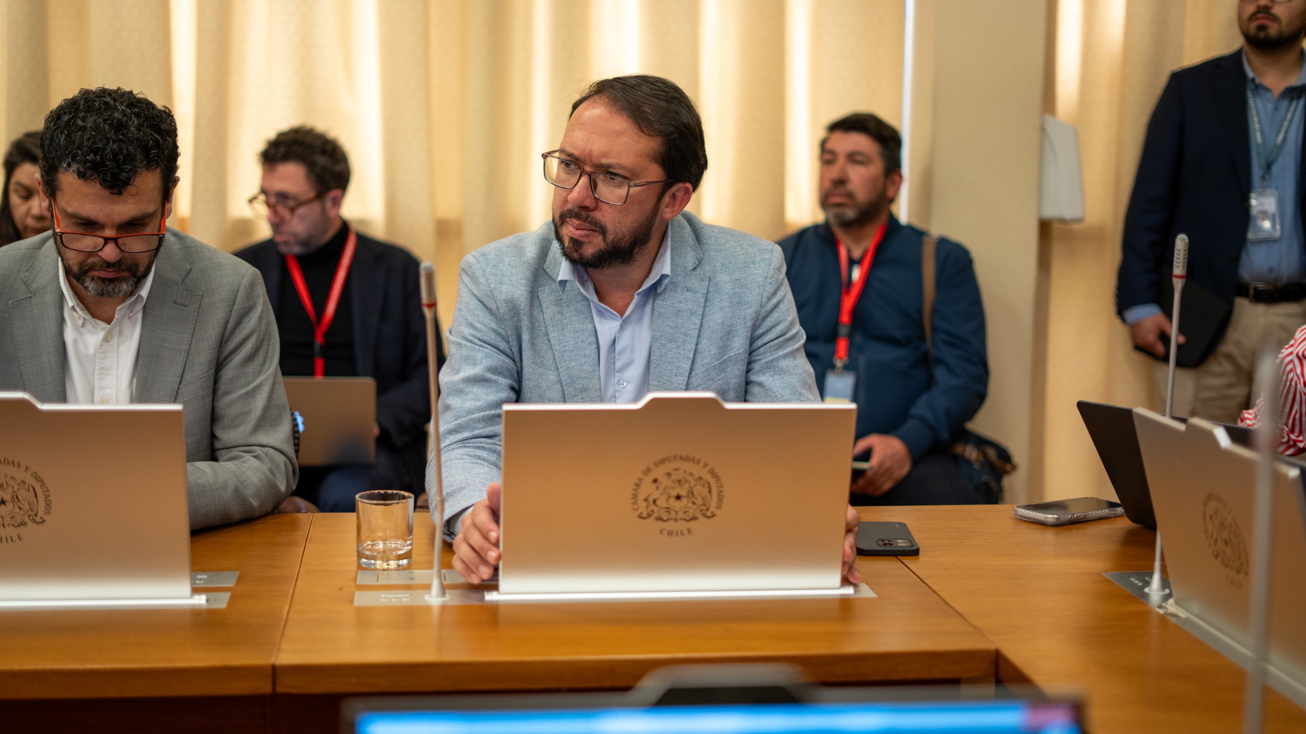 Diputado Crisóstomo critica la eliminación del programa 'Yo Elijo Mi PC' en el Presupuesto 2027 y llama a su restitución