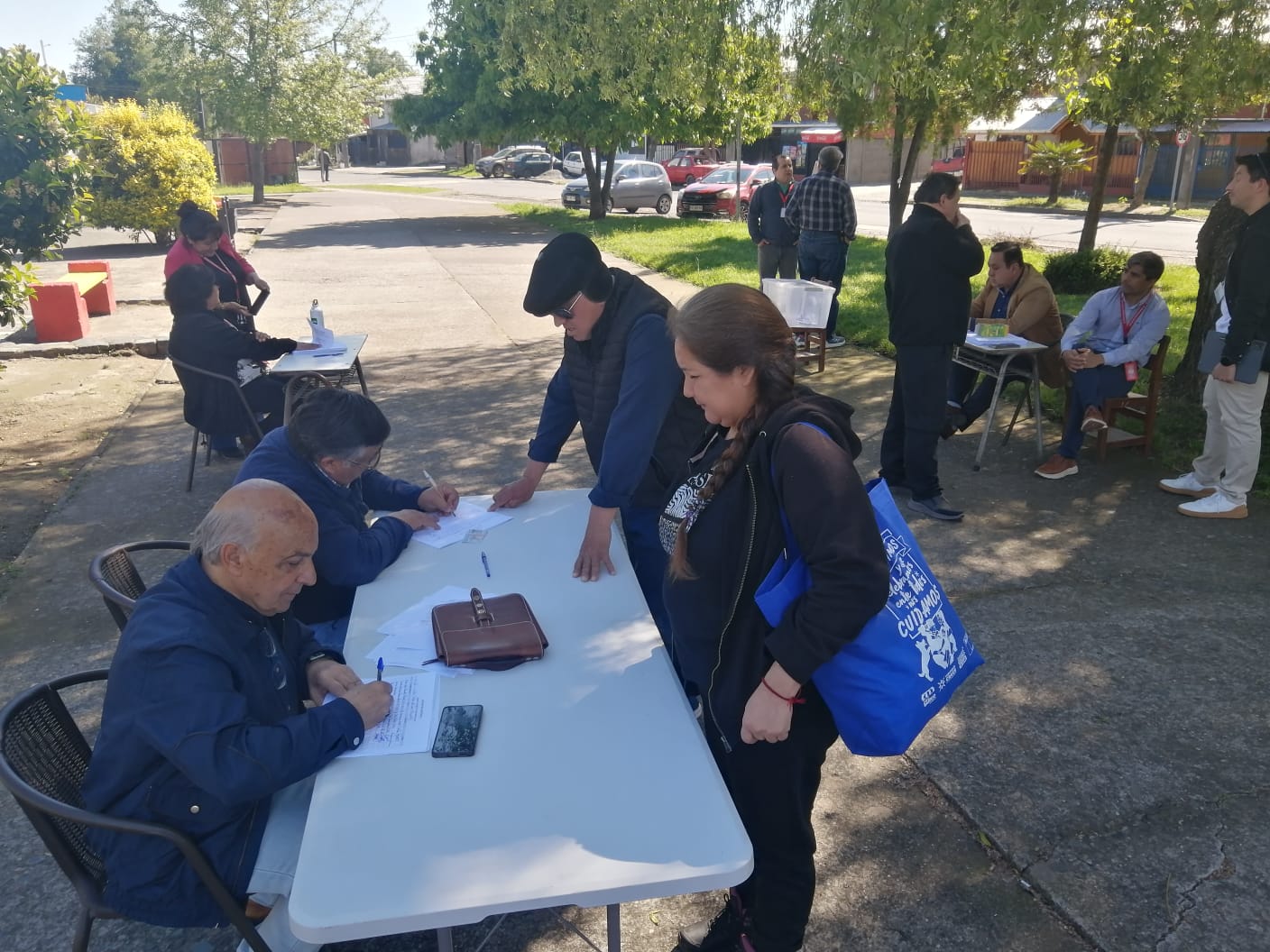 Organizaciones vecinales participaron en consulta ciudadana con apoyo de Seguridad Municipal de Chillán