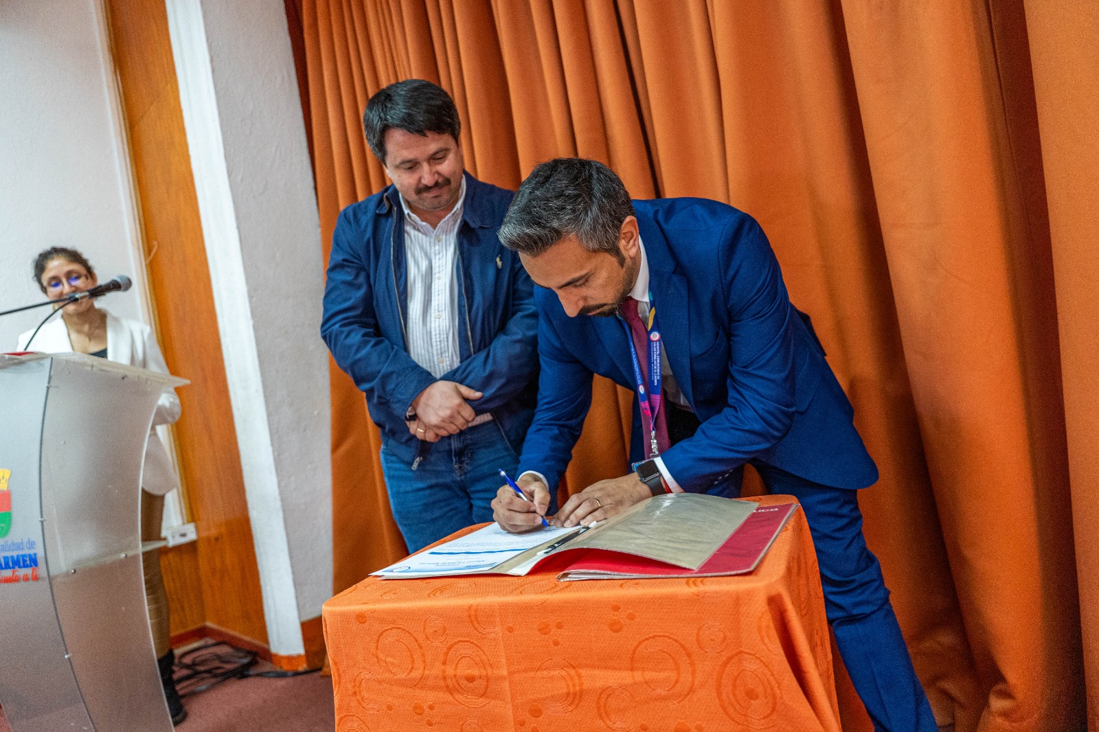 Firman convenio para potenciar y fomentar la lactancia materna en El Carmen