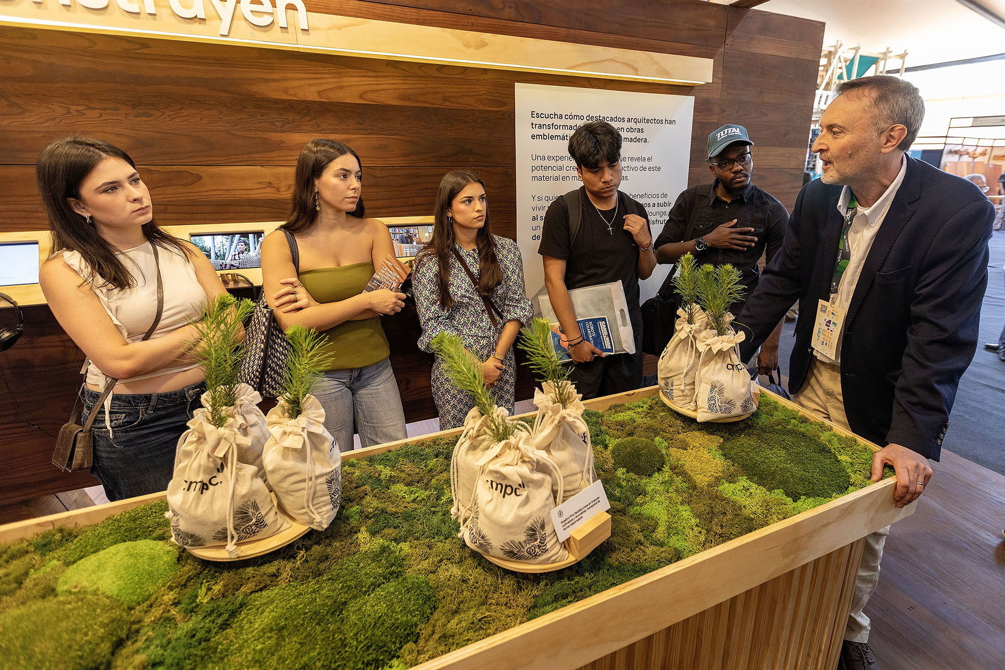 Feria espera recibir más de 24 mil visitantes y destaca la importancia de la madera