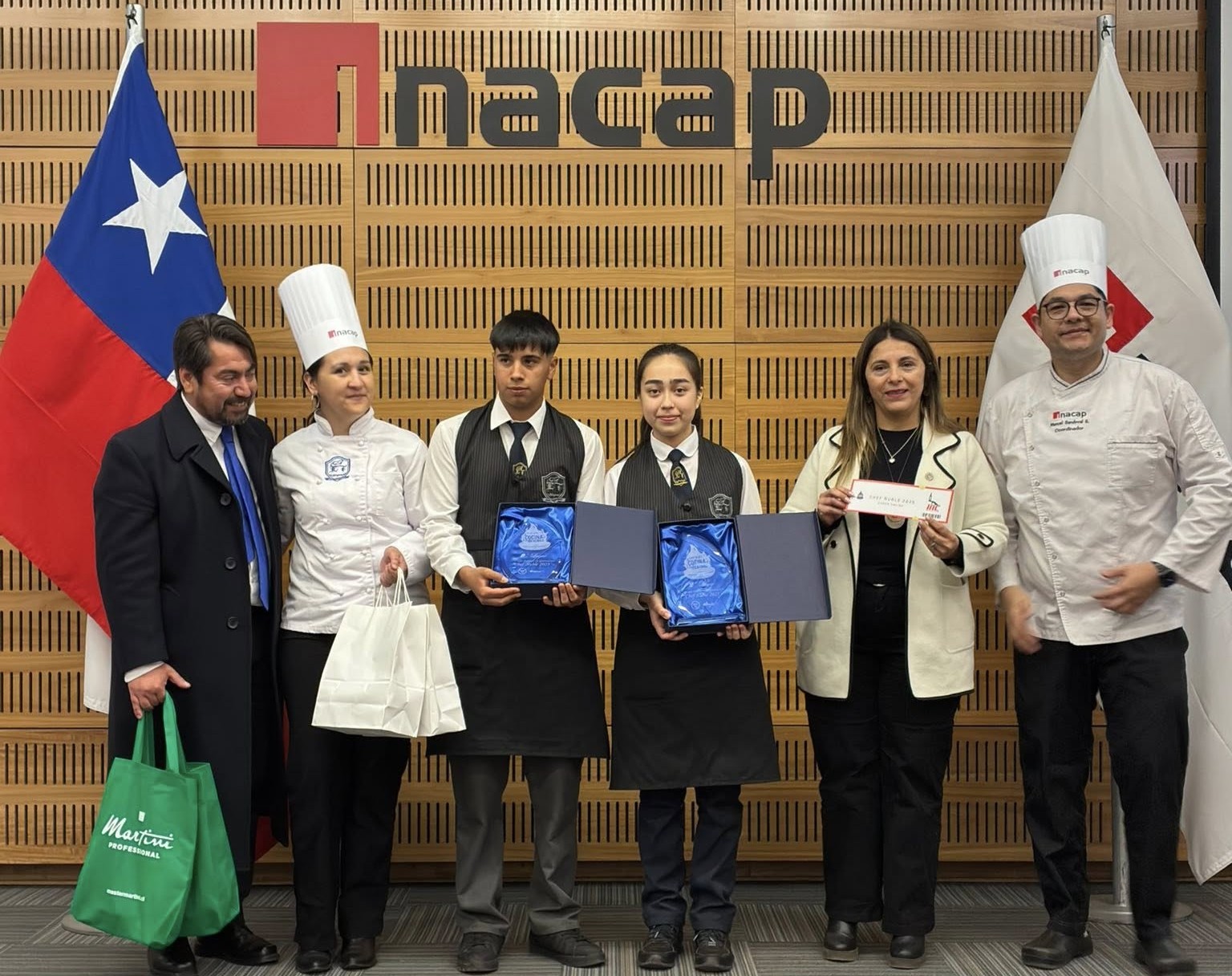 La competencia culinaria reunió a jóvenes talentos de diversas especialidades en Ñuble, destacando a los del Liceo Tiuquilemu