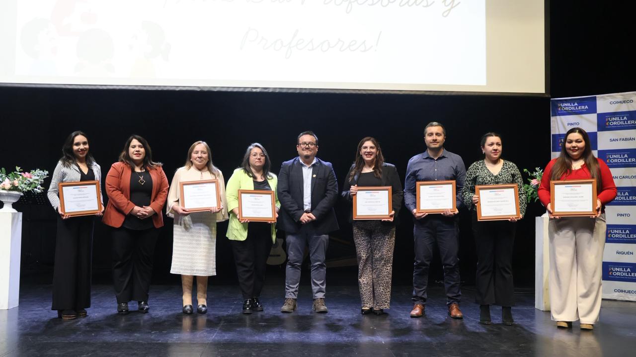 Celebración del Día del Profesor en Punilla Cordillera destaca la labor educativa y el compromiso docente
