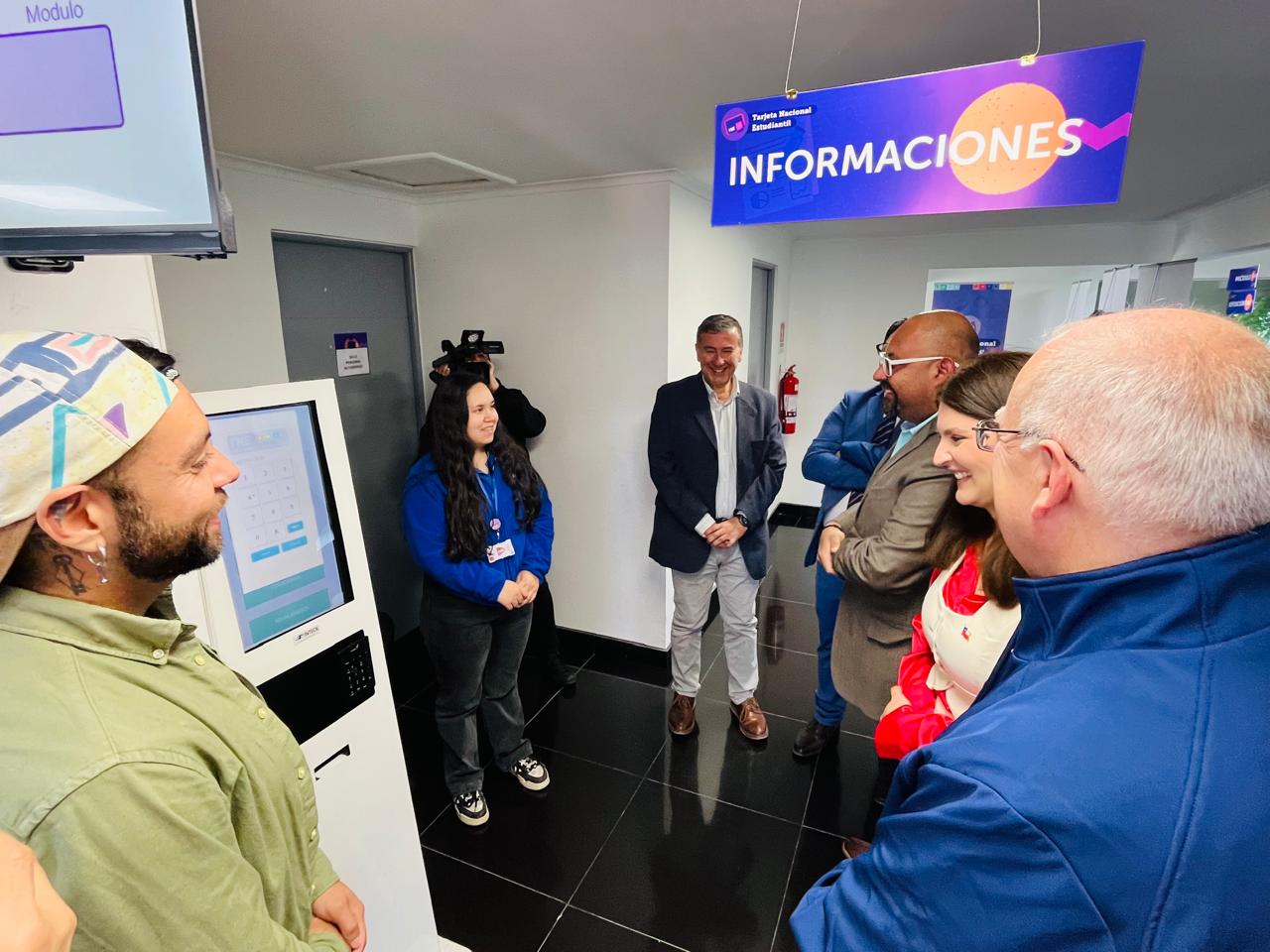 Comunicado | Oficina TNE de Talca se transforma en nuevo punto de activación del Pase Cultural para jóvenes maulinos