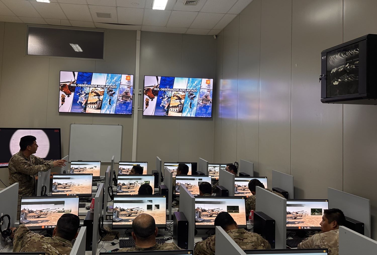 Concluyó el Curso del Sistema de Control de Fuego de Artillería “Ragnar” en el CECOMBAC