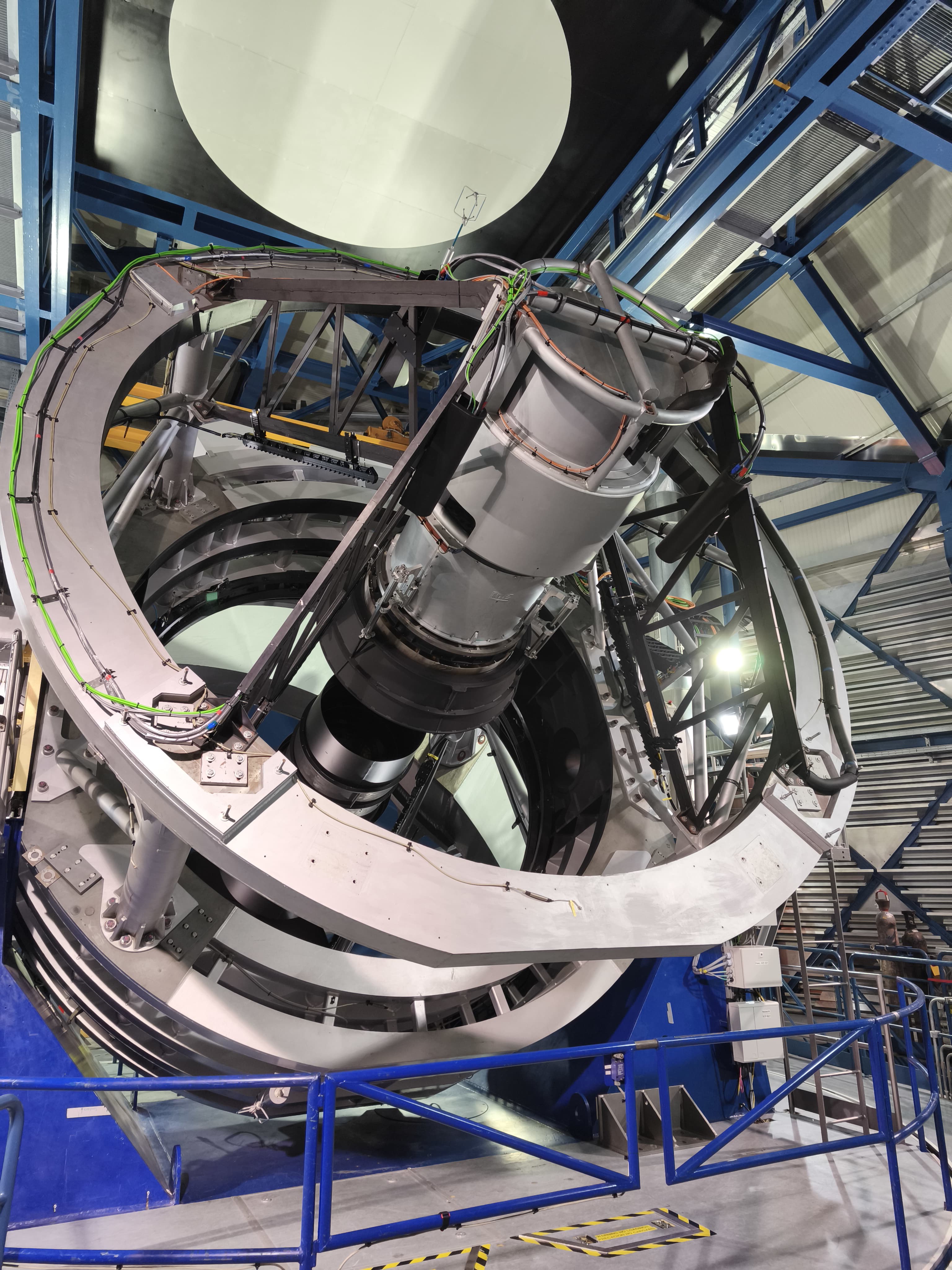 Chile celebra la primera luz del instrumento 4MOST y su relevancia para la astronomía mundial