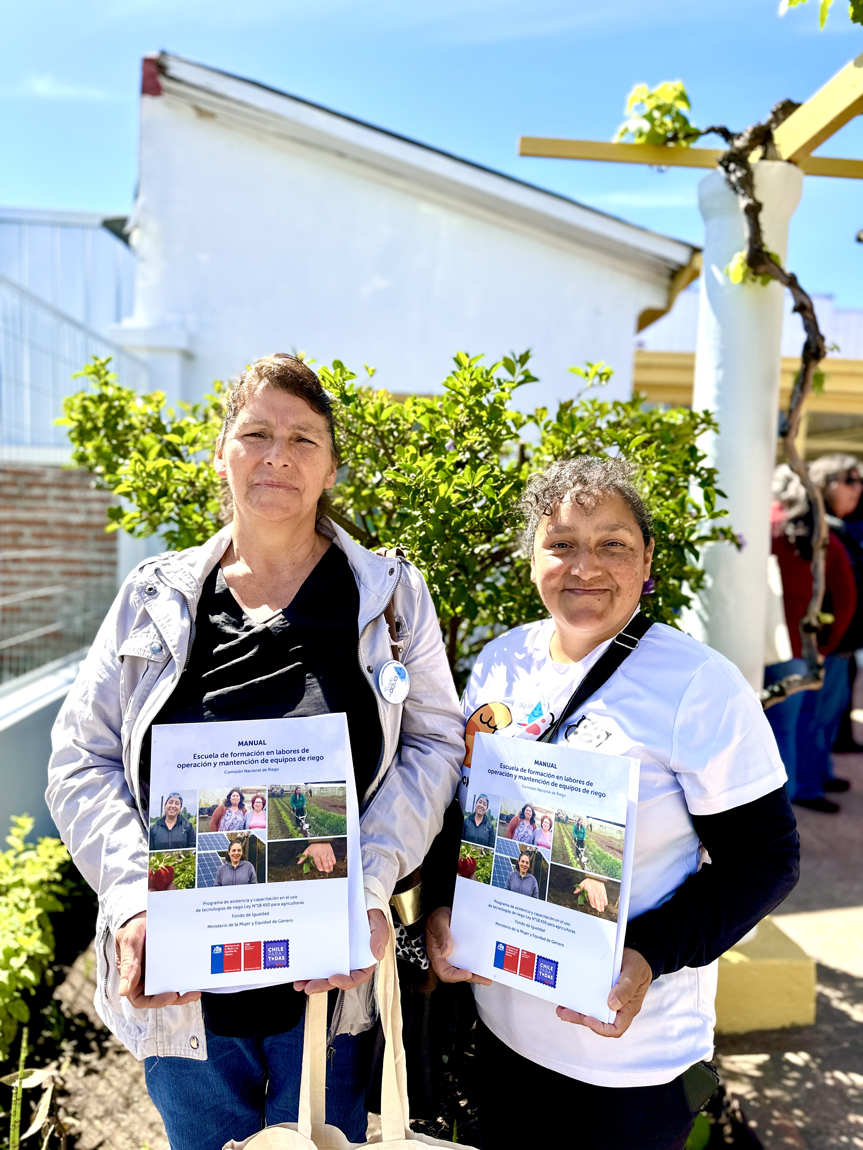 CP "Mujeres del Maule se abren camino en la innovación agrícola a través de programa de capacitación de la Comisión Nacional de Riego"