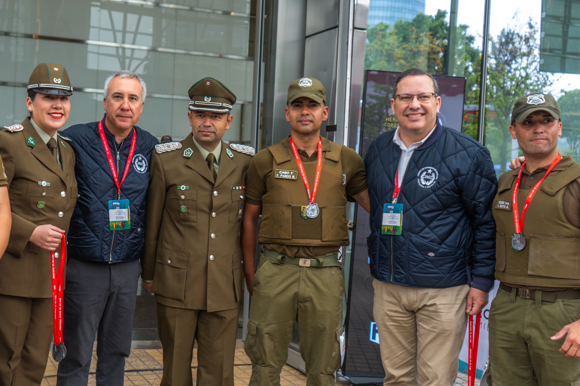 Récord de 2.300 bomberos celebran 10° aniversario  de “Corremos por la Vida” en el Costanera Center