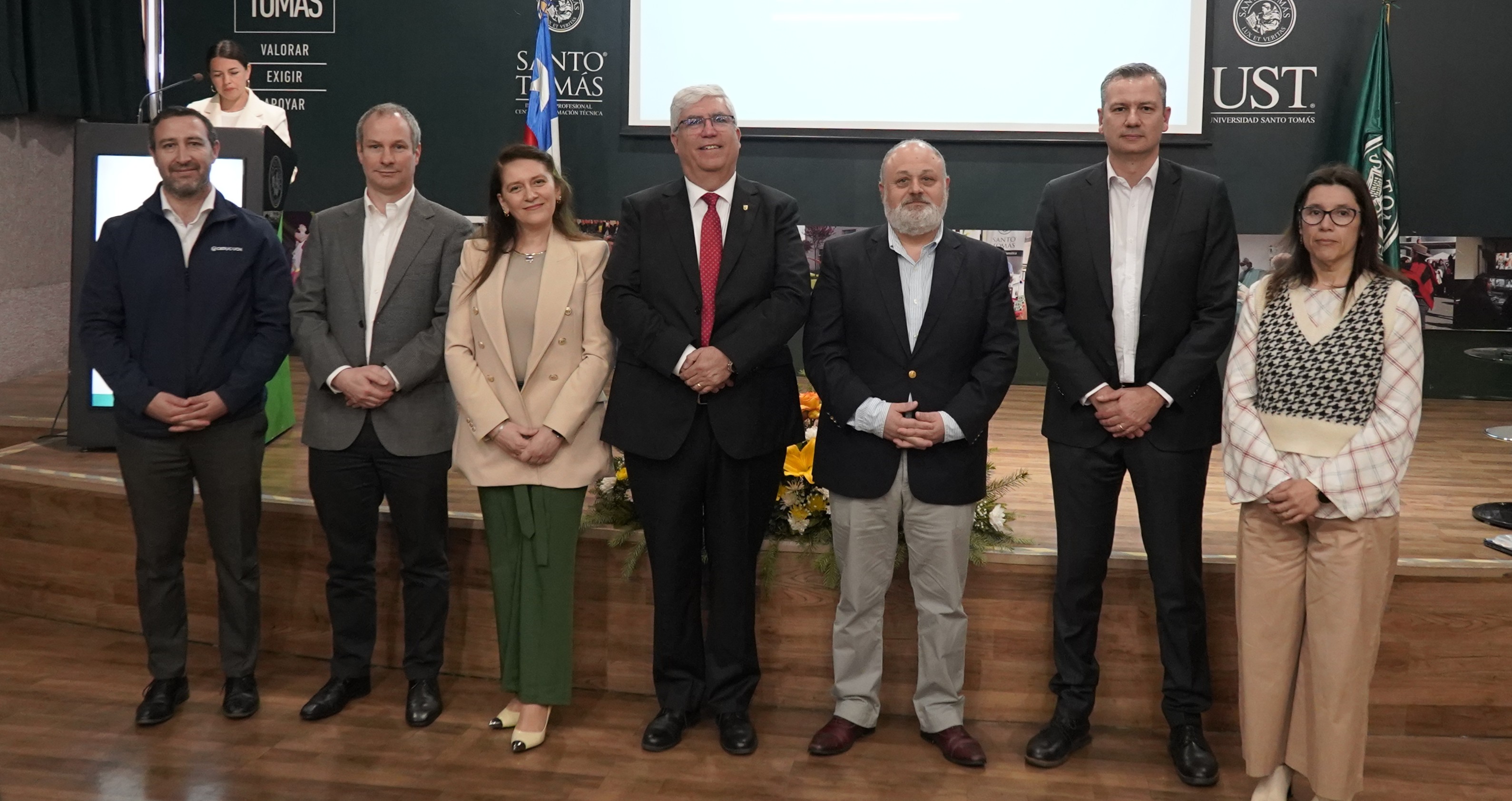 Seminario sobre Neurodivergencia en la Educación Técnico Profesional se llevó a cabo en Biobío