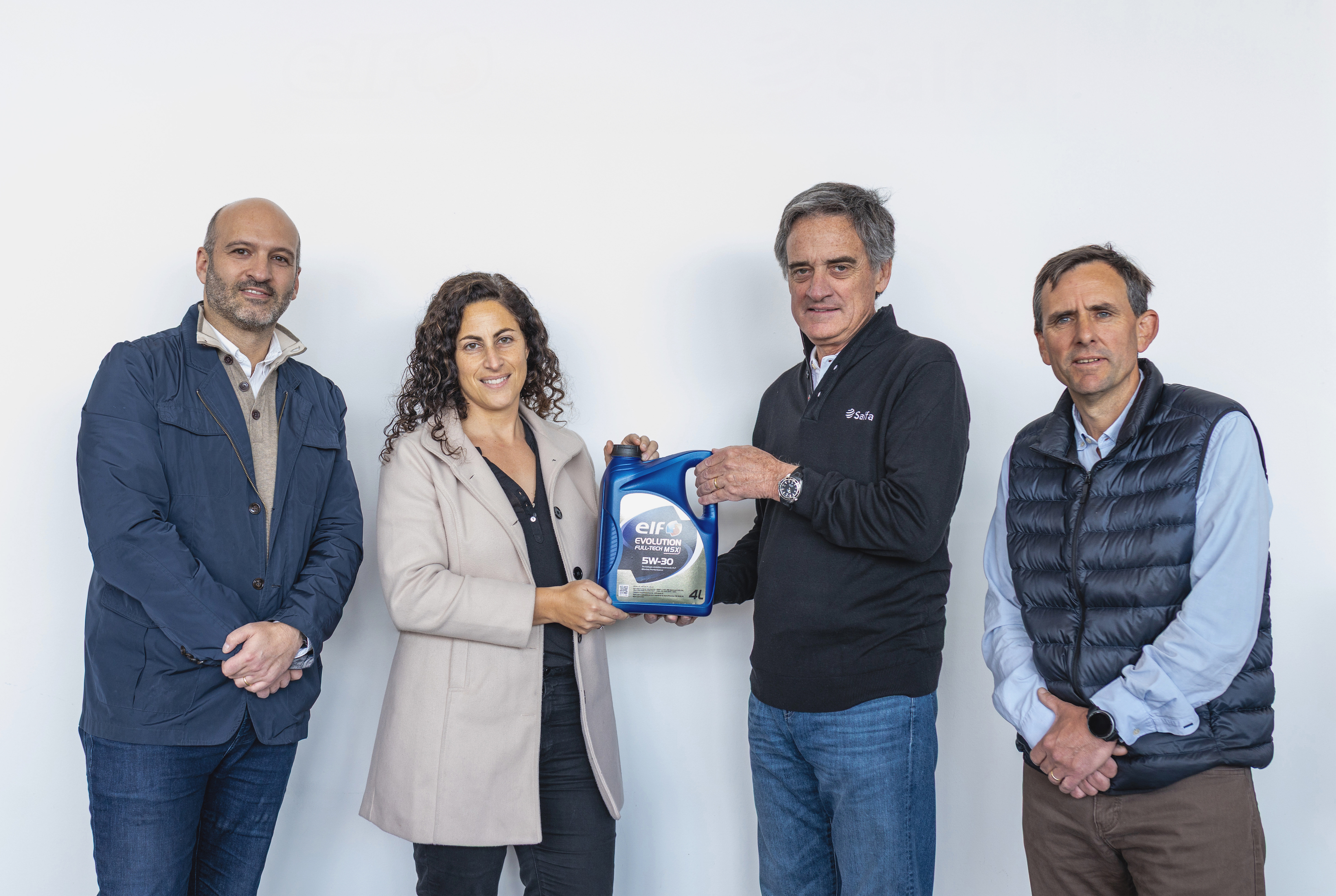 TotalEnergies y Salfa establecen nueva alianza para la distribución de lubricantes ELF en Chile