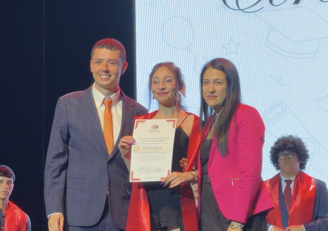 El Colegio Andrés Bello de Chillán Celebra la Licenciatura de la Generación 2025