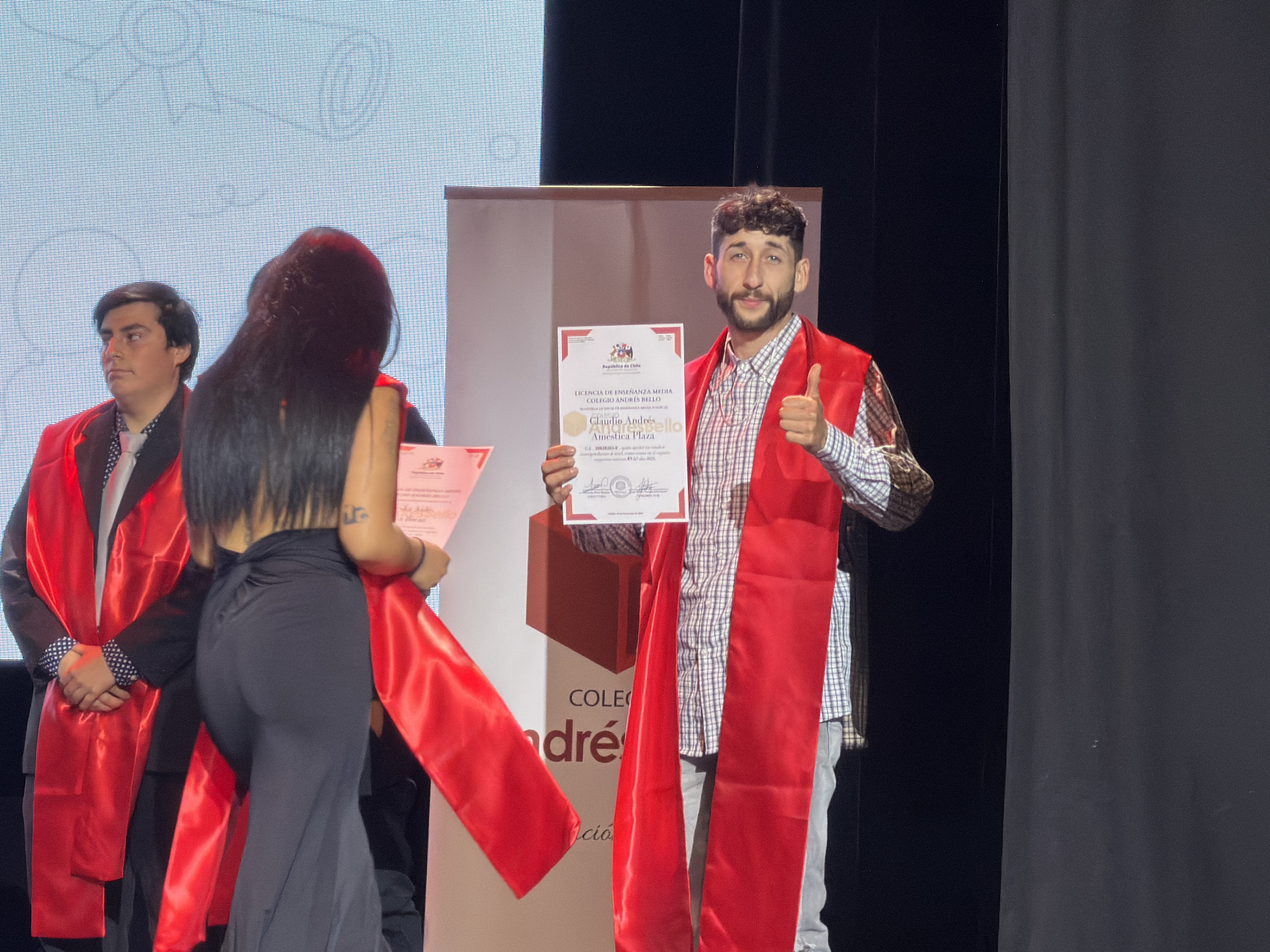 El Colegio Andrés Bello de Chillán Celebra la Licenciatura de la Generación 2025