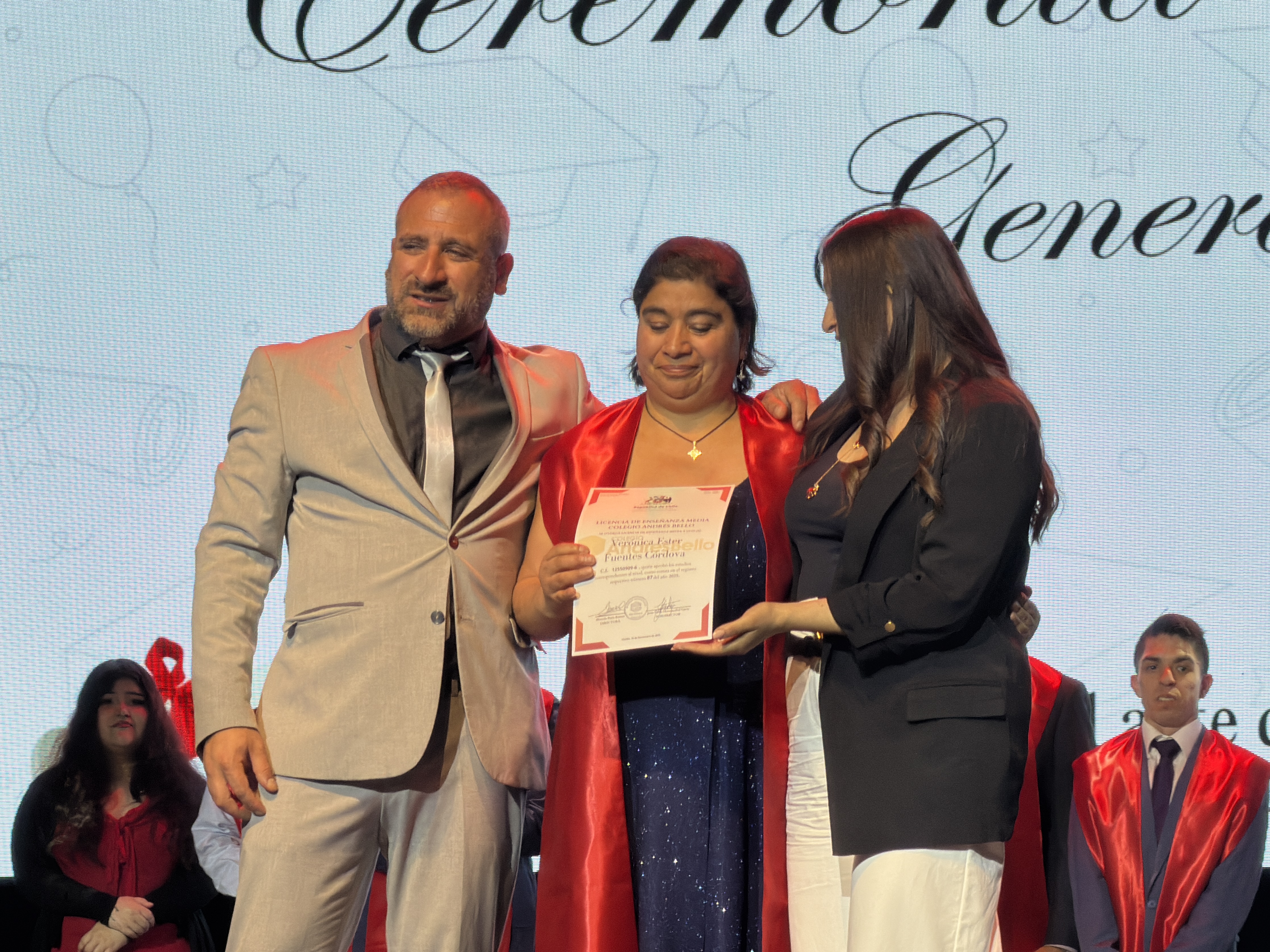 El Colegio Andrés Bello de Chillán Celebra la Licenciatura de la Generación 2025