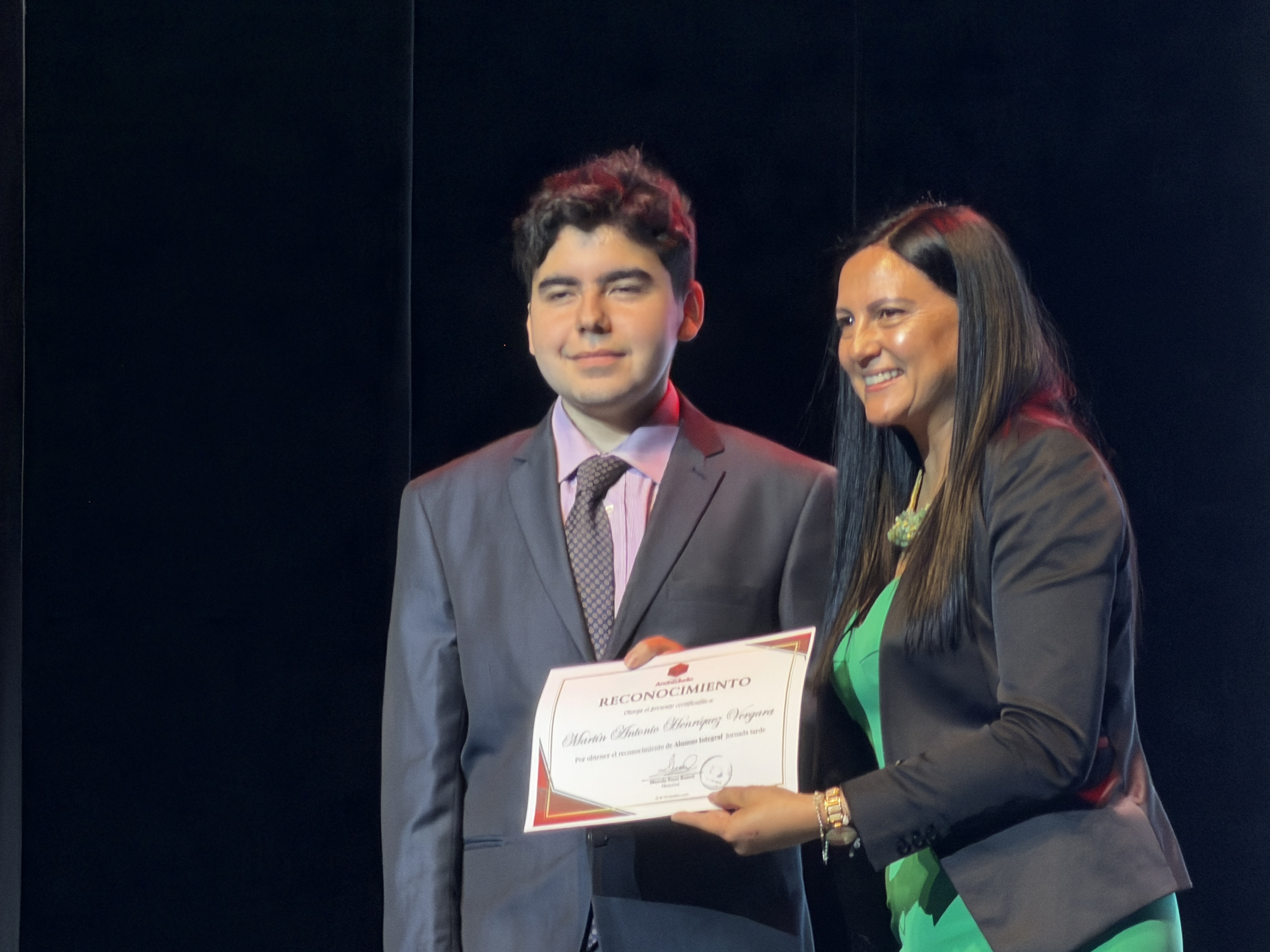 El Colegio Andrés Bello de Chillán Celebra la Licenciatura de la Generación 2025