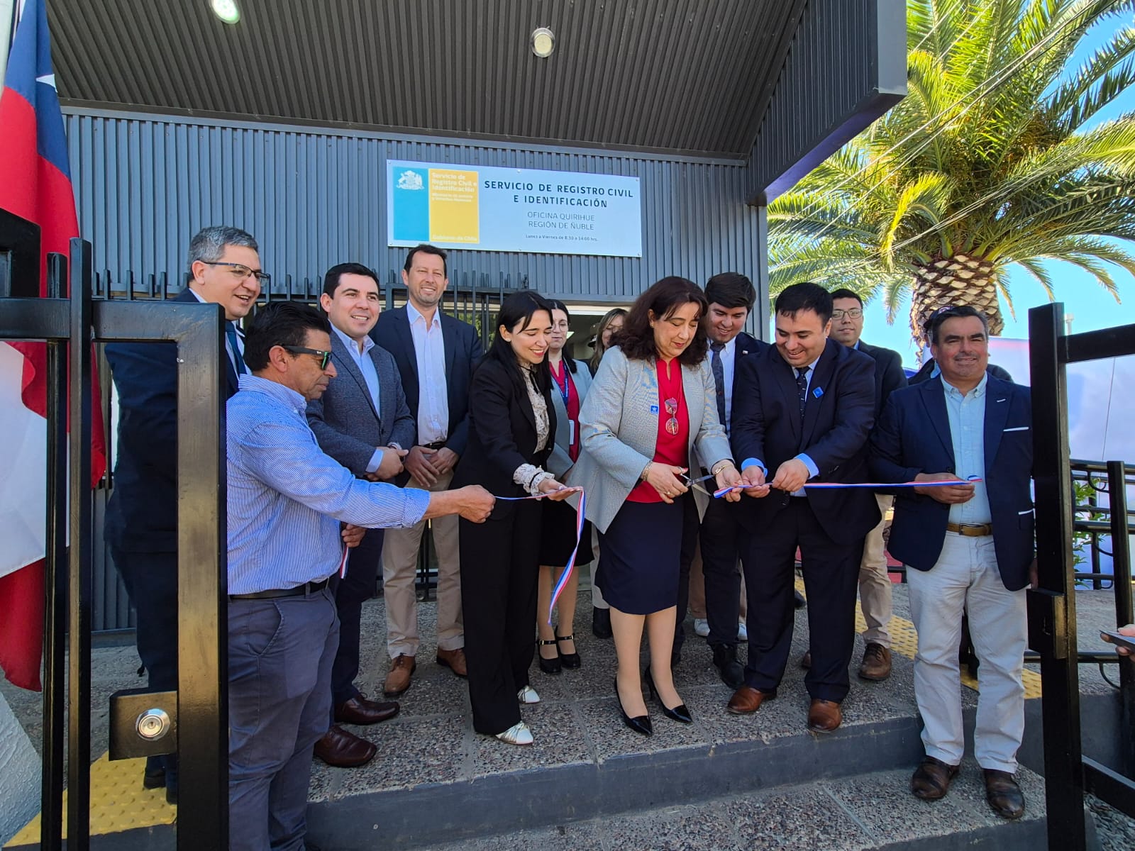 Inauguración de renovada oficina del Registro Civil en Quirihue marca un avance en atención al público