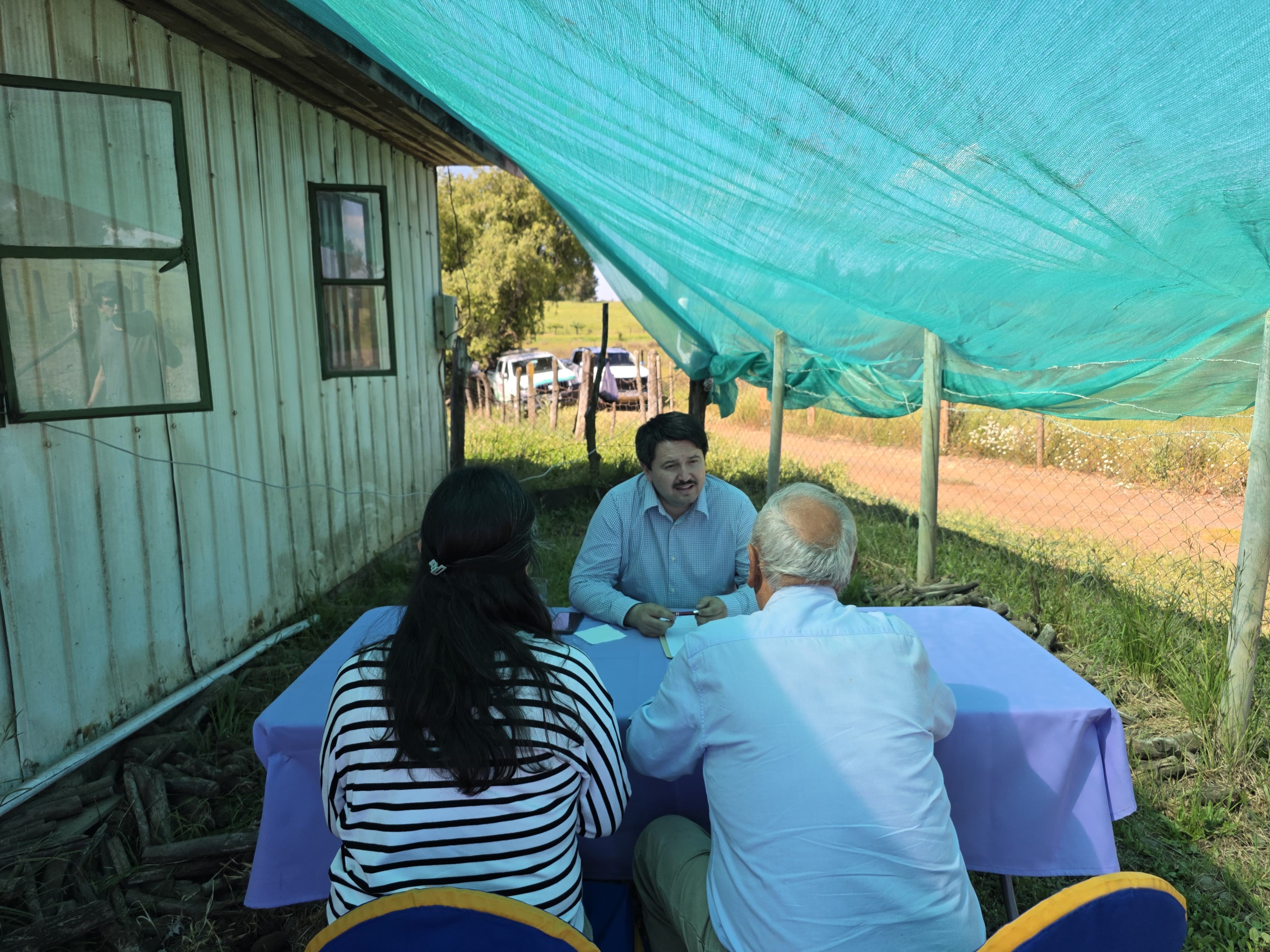 Alcalde de El Carmen recibe reconocimiento internacional por iniciativa de Audiencias Ciudadanas en terreno