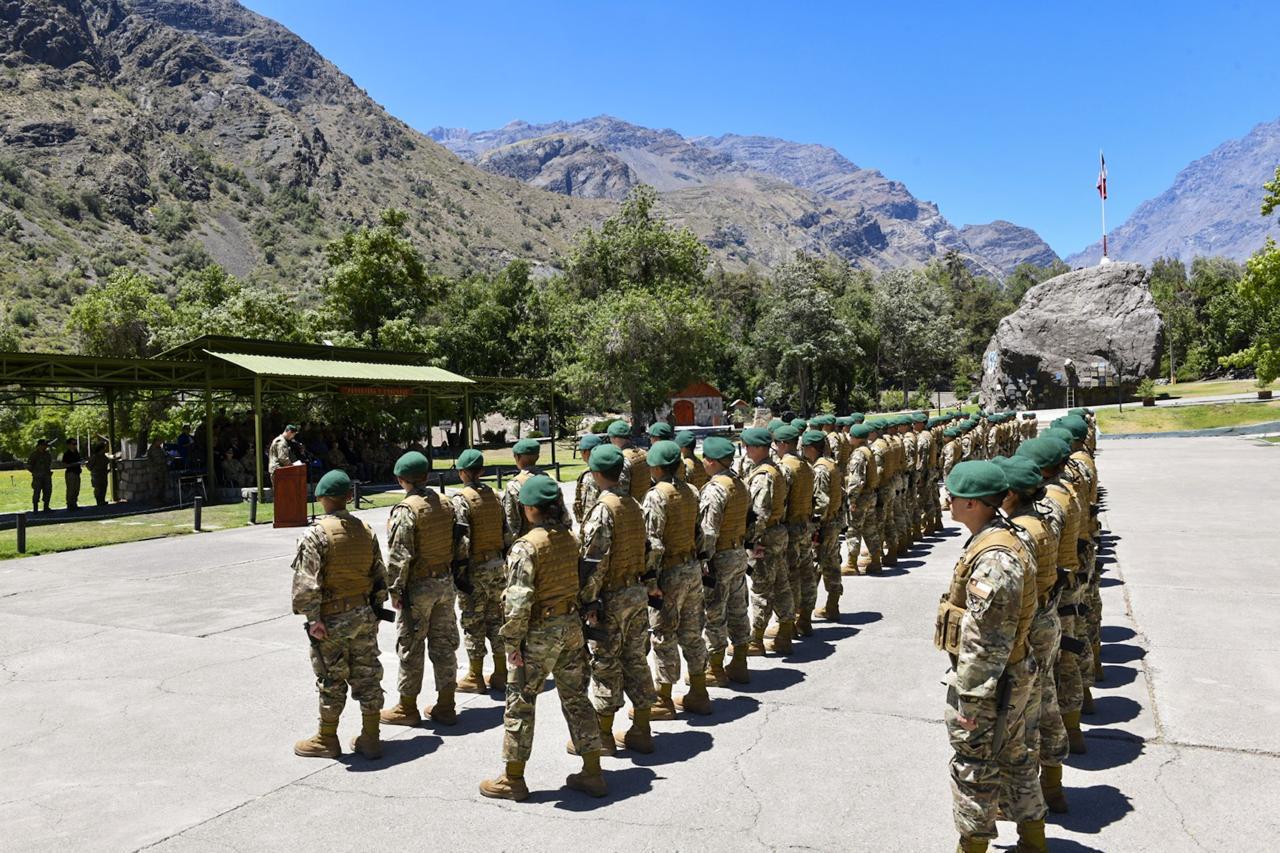 Ejército de Chile celebra tres décadas de la histórica Expedición Militar Cruz del Sur al Polo Sur