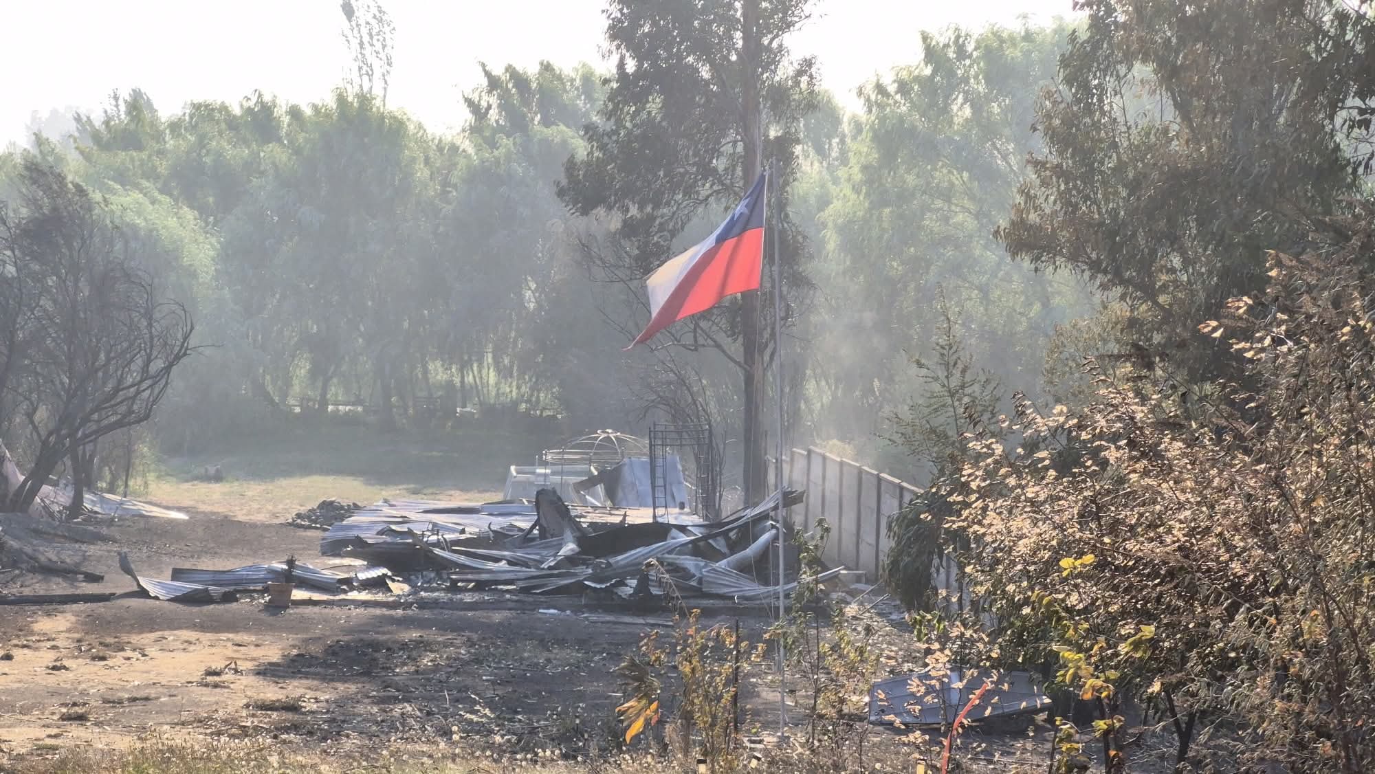 Municipios de Ñuble intensifican esfuerzos de apoyo tras devastadores incendios forestales