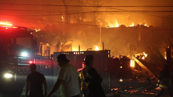 La CChC se moviliza para apoyar a las comunidades afectadas por graves incendios forestales