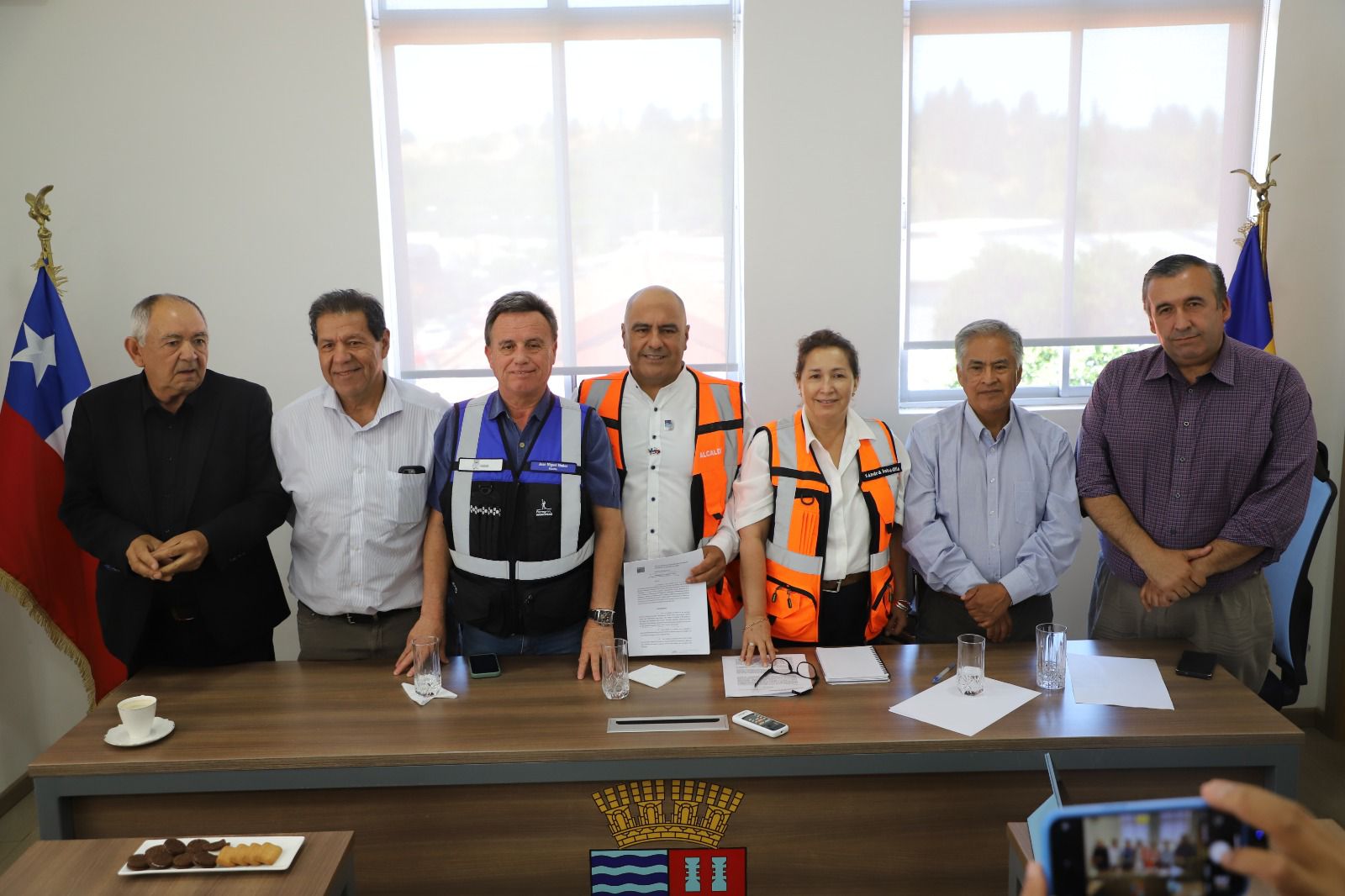 Municipios cordilleranos suspenden eventos culturales y preparan ayuda para damnificados por incendios