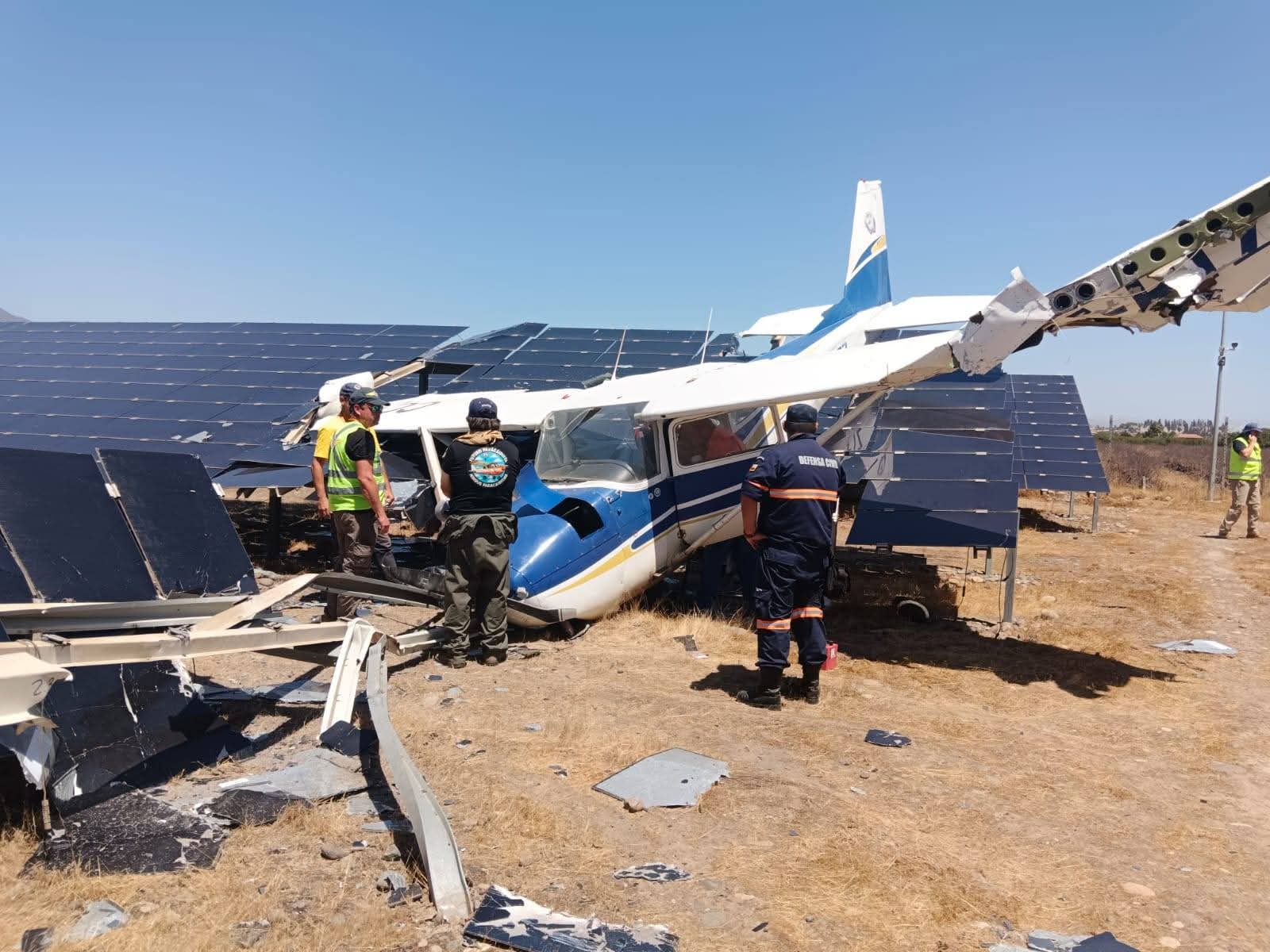 Avioneta se estrella en Quillota durante intento de despegue con cinco personas a bordo