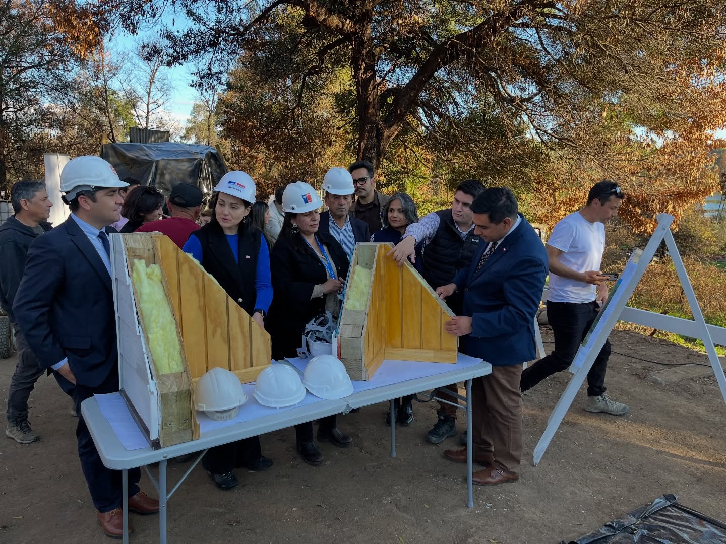 Gobierno de Chile inicia reconstrucción de viviendas en Portezuelo tras devastadores incendios