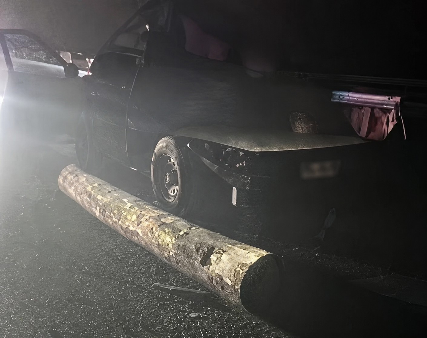 Accidente en Ruta 5 Sur deja un fallecido y dos heridos graves: colisión múltiple involucra a bus de hinchas de Ñublense