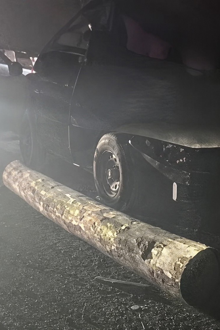Accidente en Ruta 5 Sur deja un fallecido y dos heridos graves: colisión múltiple involucra a bus de hinchas de Ñublense