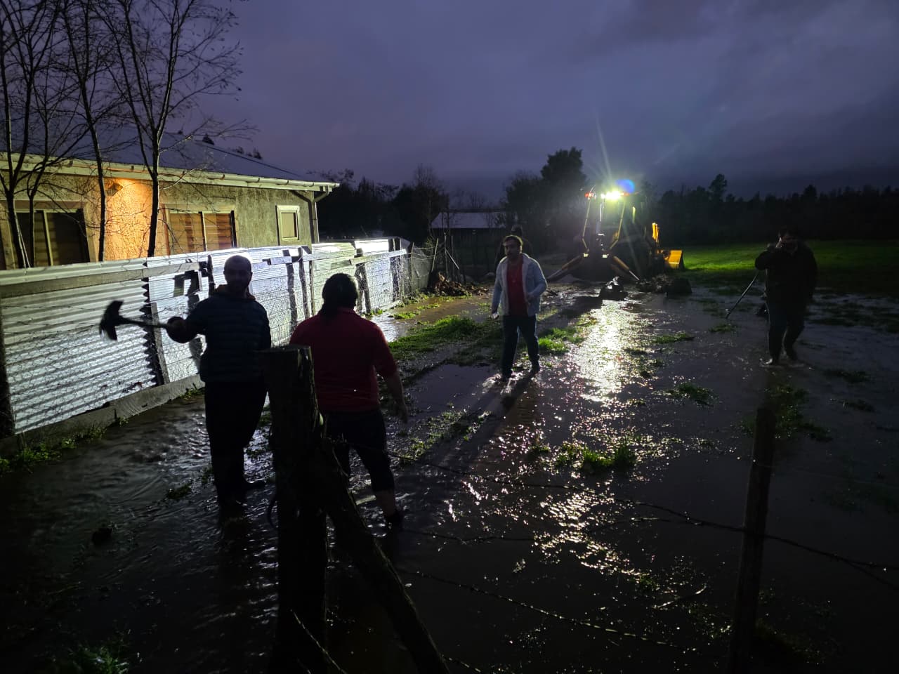 El Carmen reporta 10 viviendas anegadas por colapso de alcantarillados tras intensas precipitaciones