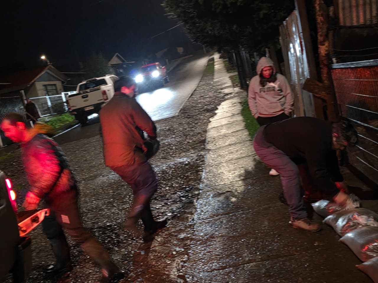 El Carmen reporta 10 viviendas anegadas por colapso de alcantarillados tras intensas precipitaciones