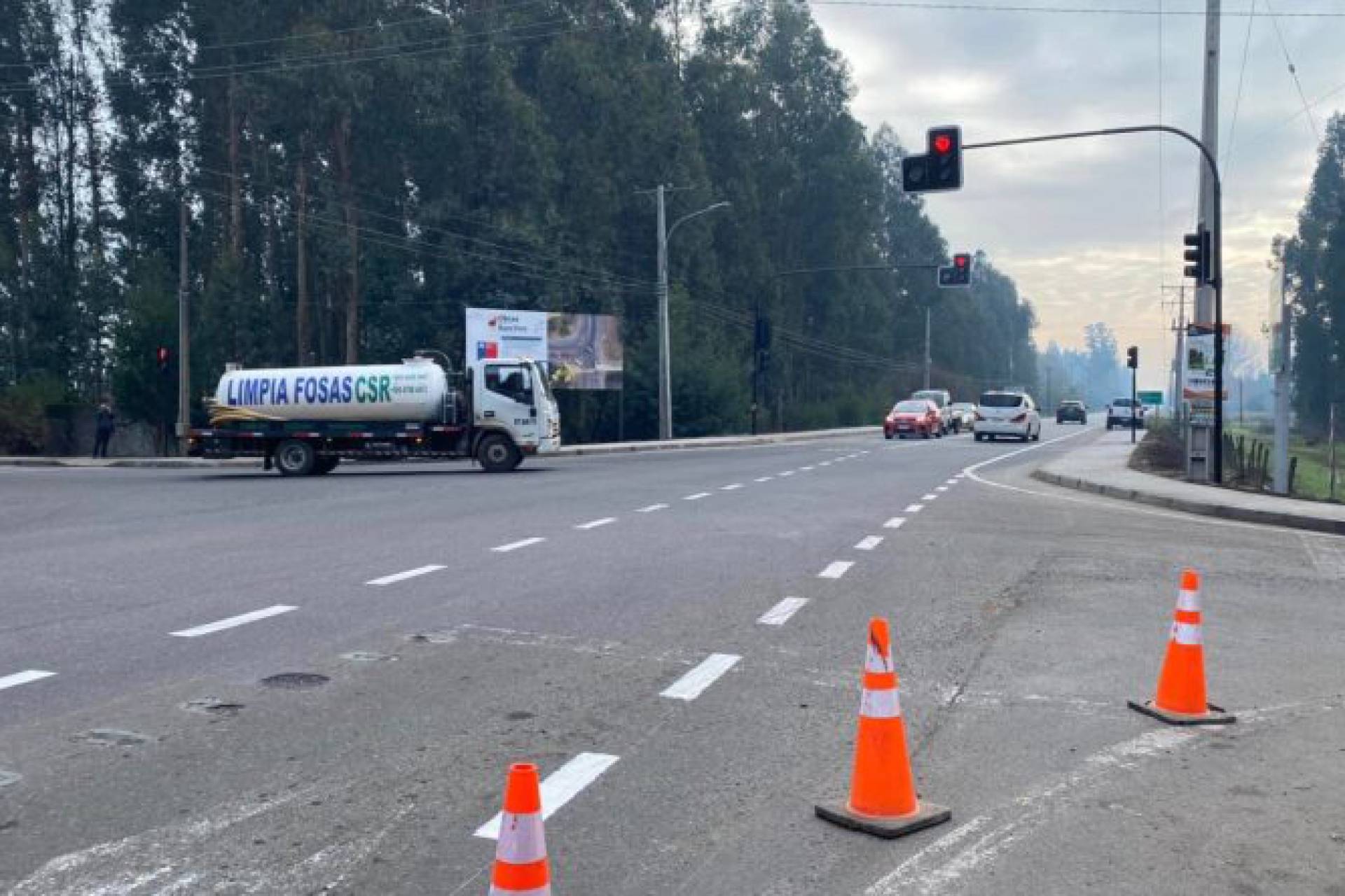 Transformación del cruce Cato-Nahueltoro en Chillán mejora la seguridad vial para conductores y peatones.