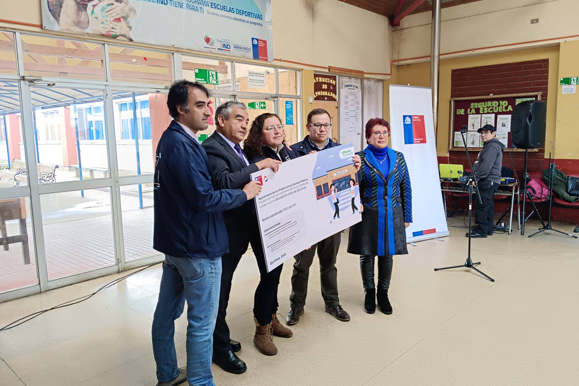 Comenzaron a ejecutarse los trabajos para el mejoramiento de la envolvente térmica de la Escuela El Llano de Quirihue