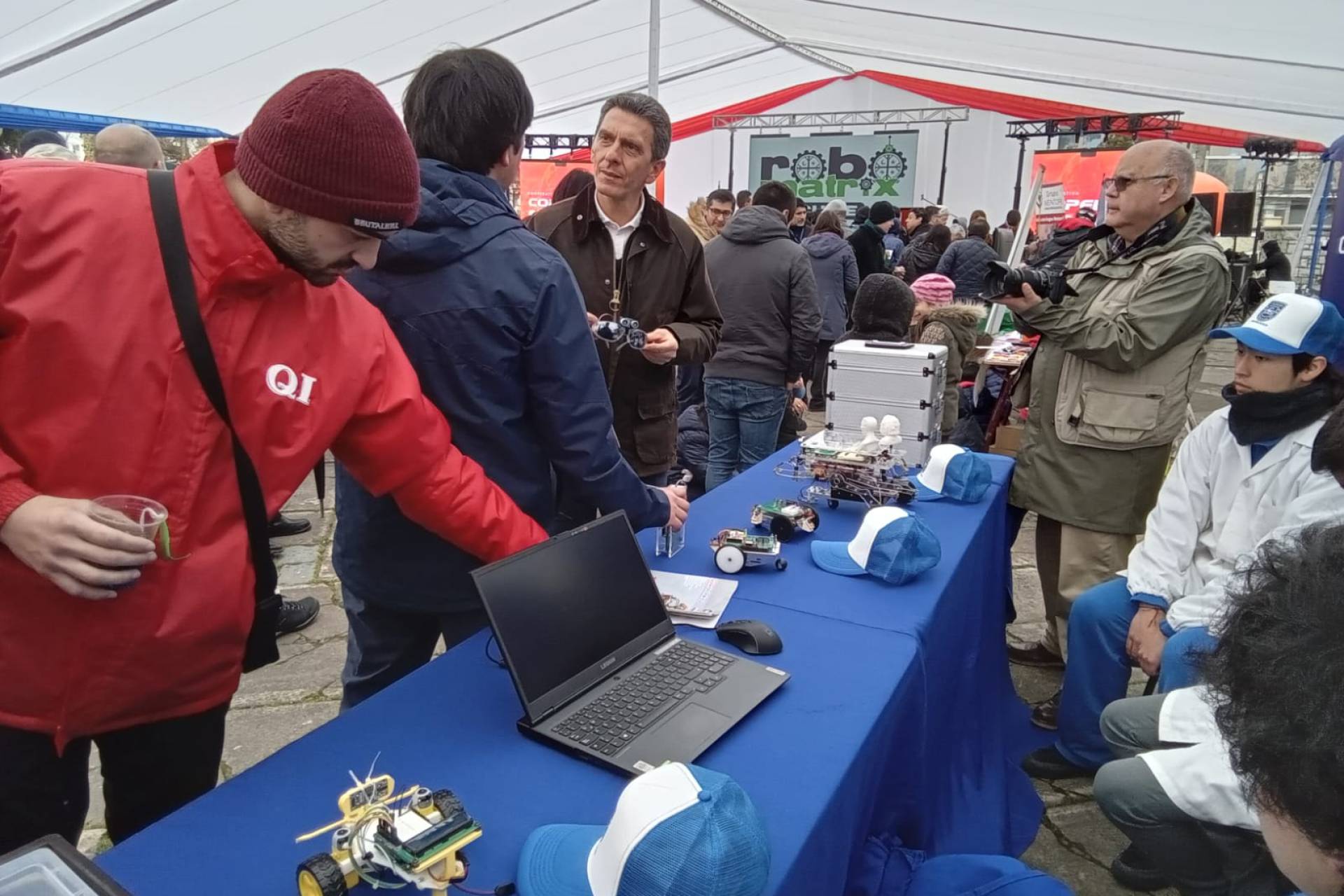 Delegaciones de tres países participaron este jueves en el Primer Encuentro de Robótica Educativa