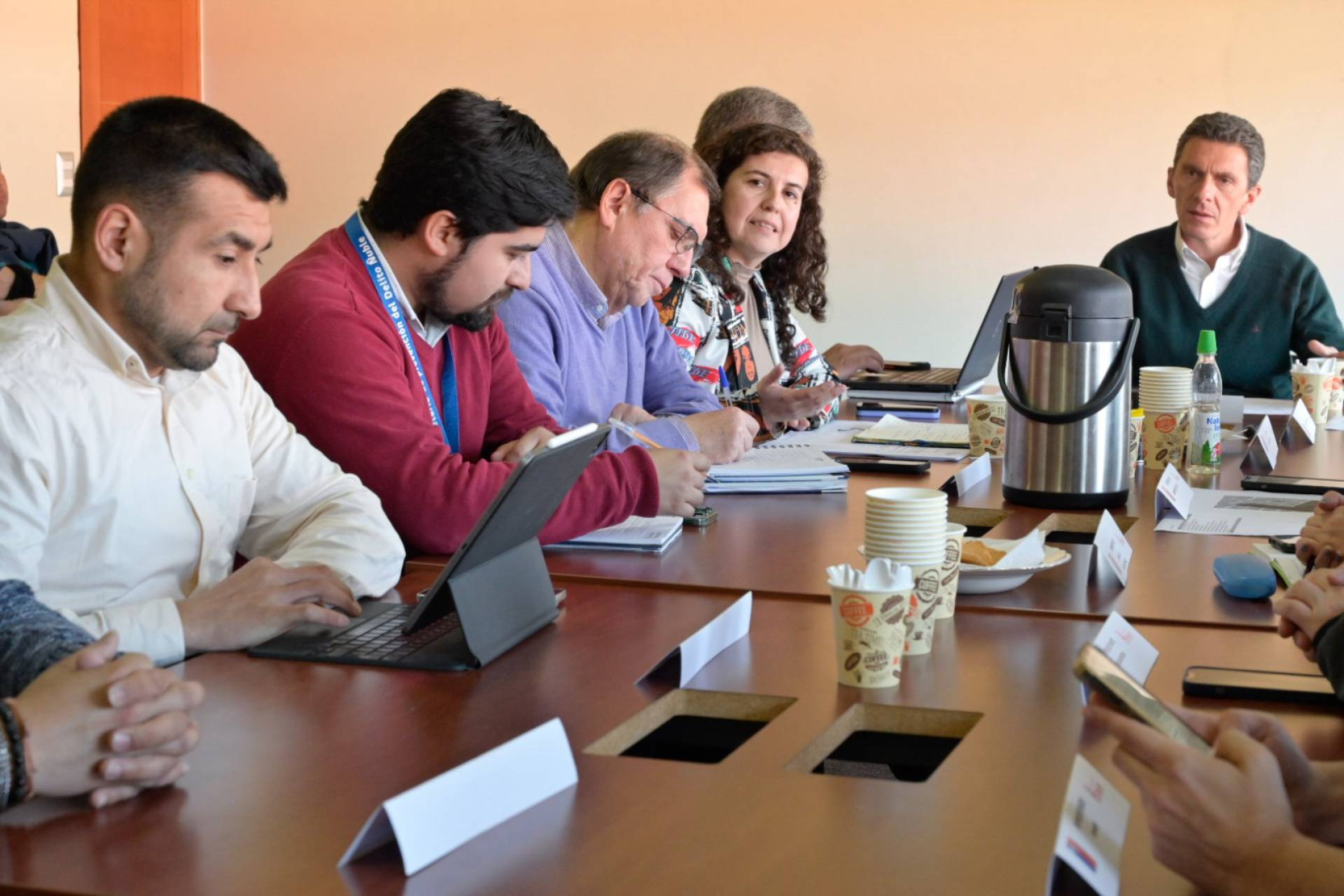 Vecinos del sector de Av. O’Higgins donde se construye el nuevo hospital se reunieron con autoridades locales en mesa de seguridad