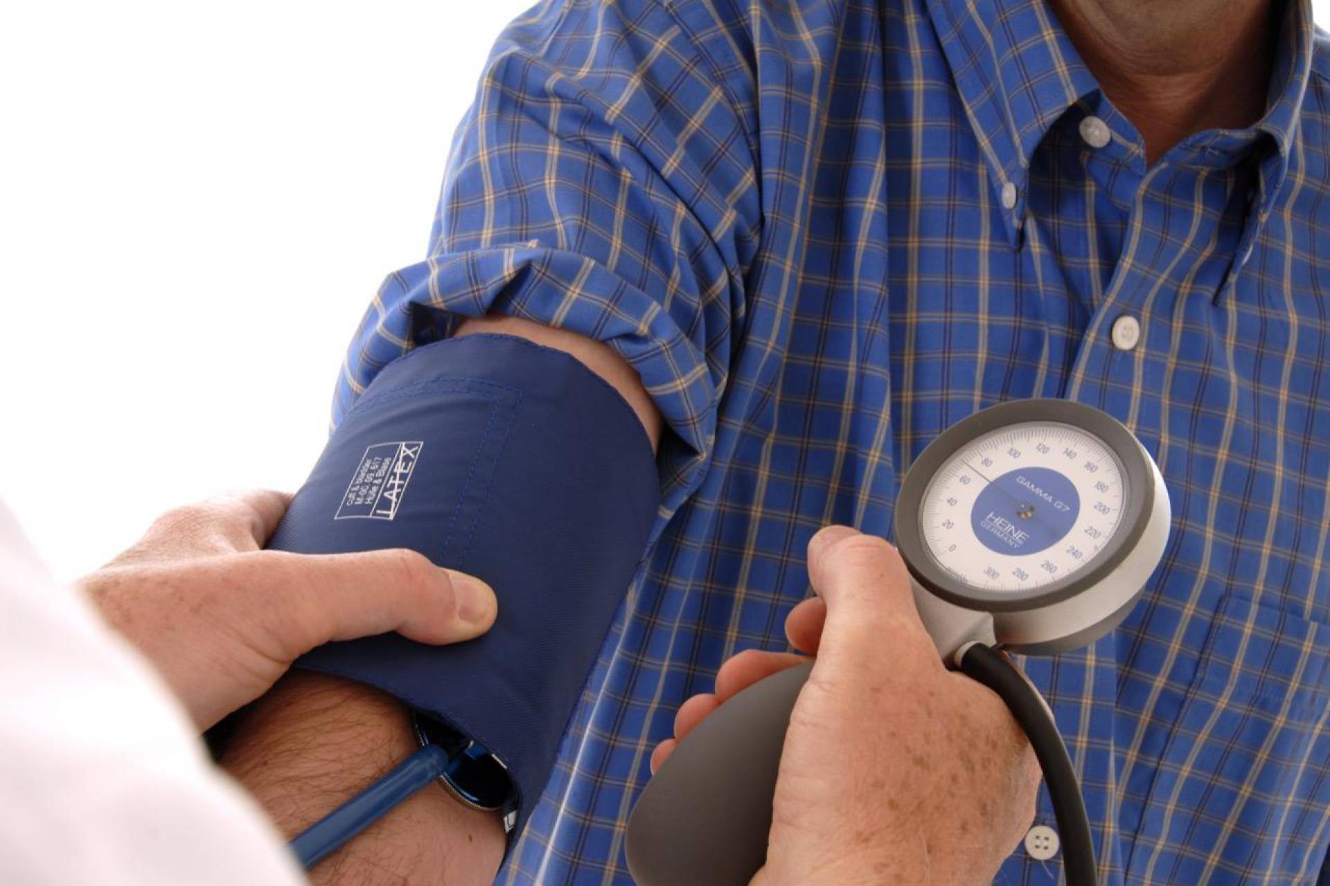 En el Día Mundial del Corazón, el Servicio de Salud Ñuble fomenta hábitos saludables para prevenir enfermedades cardiovasculares.