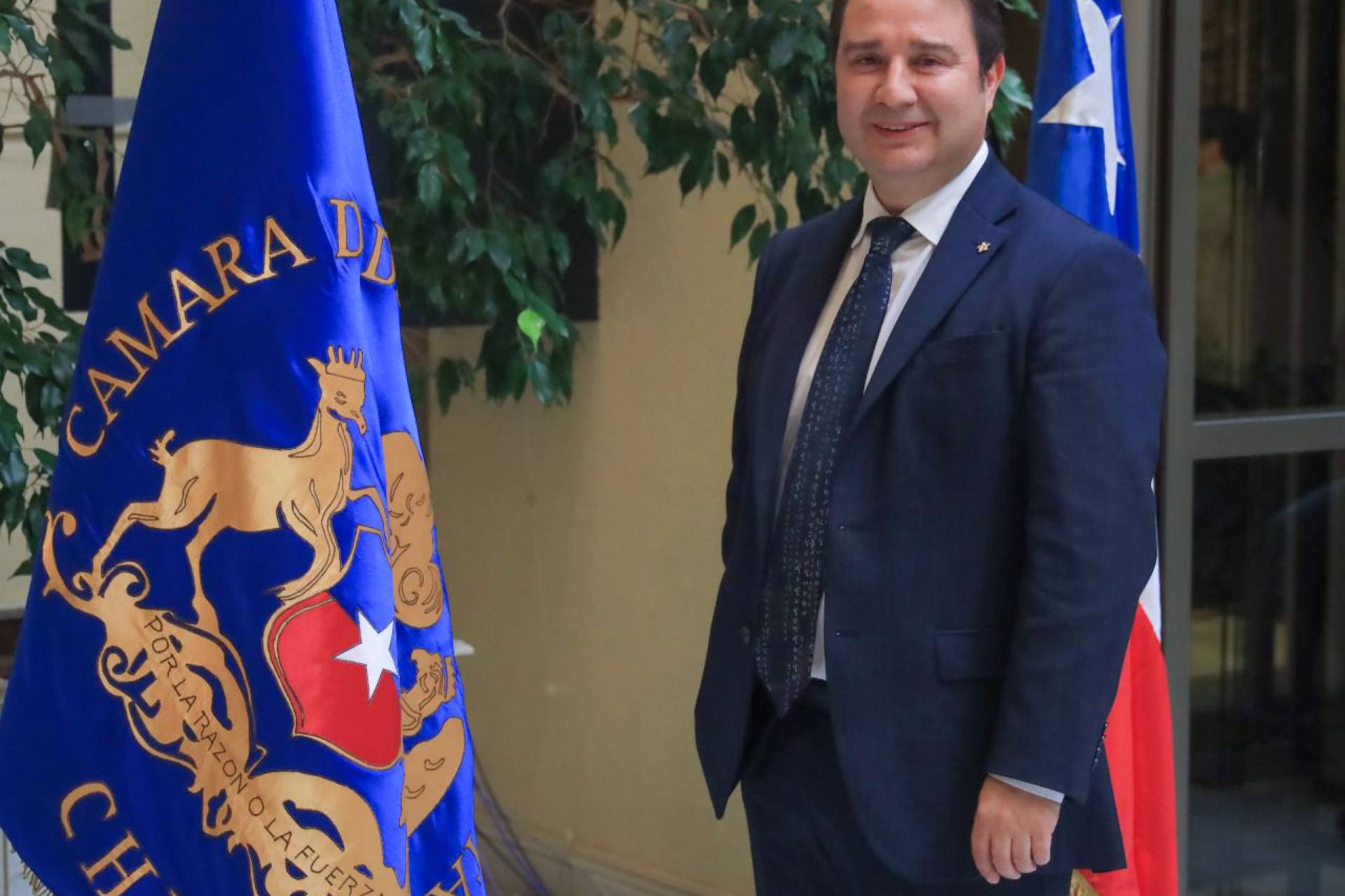 Diputado Sauerbaum dijo esta mañana que ante la realidad de 900 mil chilenos sin empleo se solicitó al gobierno continuar con la entrega del IFE laboral