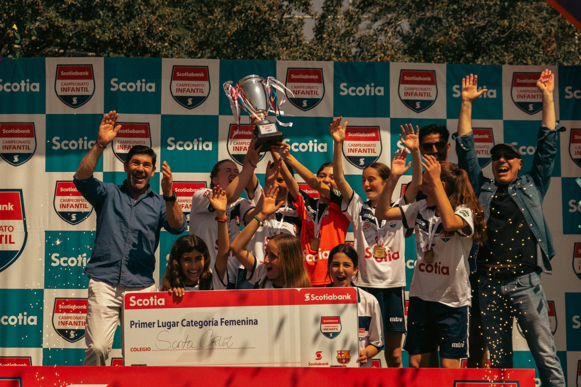 Colegios Santa Cruz de Chicureo y Gerónimo Rendic de La Serena fueron los campeones de la Octava versión del Campeonato Nacional Infantil Scotiabank