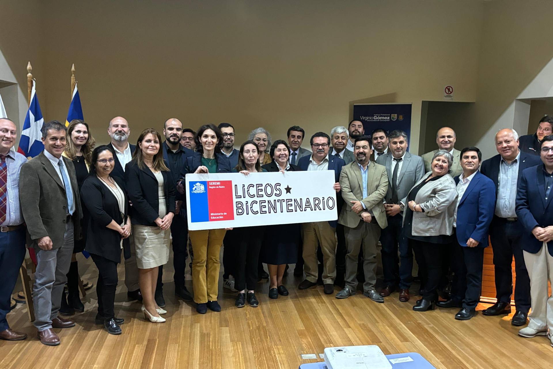 RED DE LICEOS BICENTENARIOS DE ÑUBLE SE REÚNE EN CHILLÁN CON LA PARTICIPACIÓN DE LOS NUEVOS ESTABLECIMIENTOS