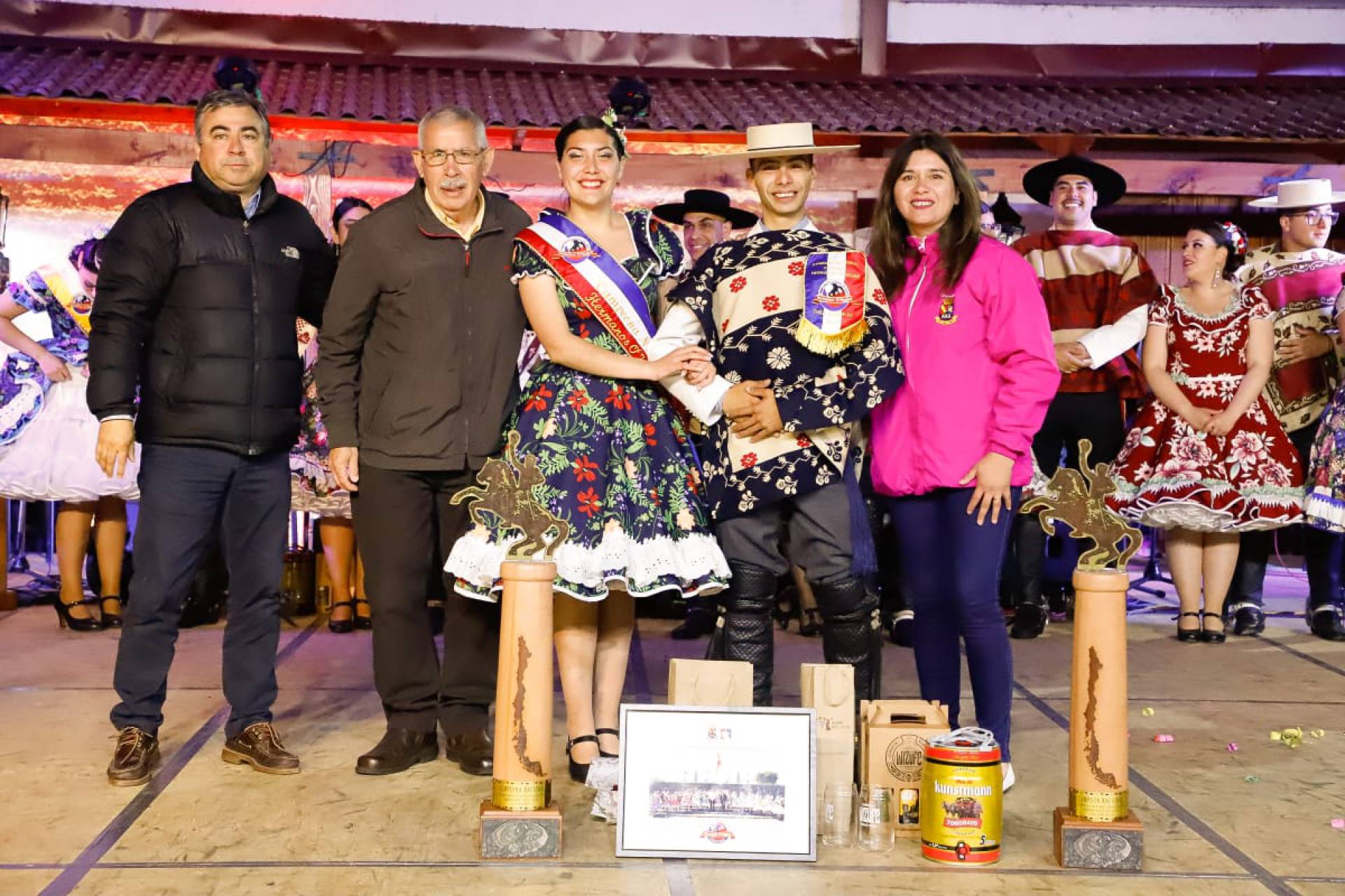 Chillavejanos se coronaron campeones del Nacional de Cueca  Hermanos O’Higgins