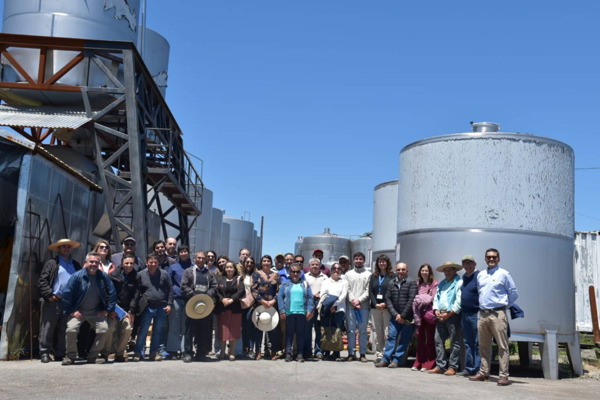 Seminario y Tour de Asociatividad de INDAP Ñuble: Un viaje por los modelos asociativos campesinos