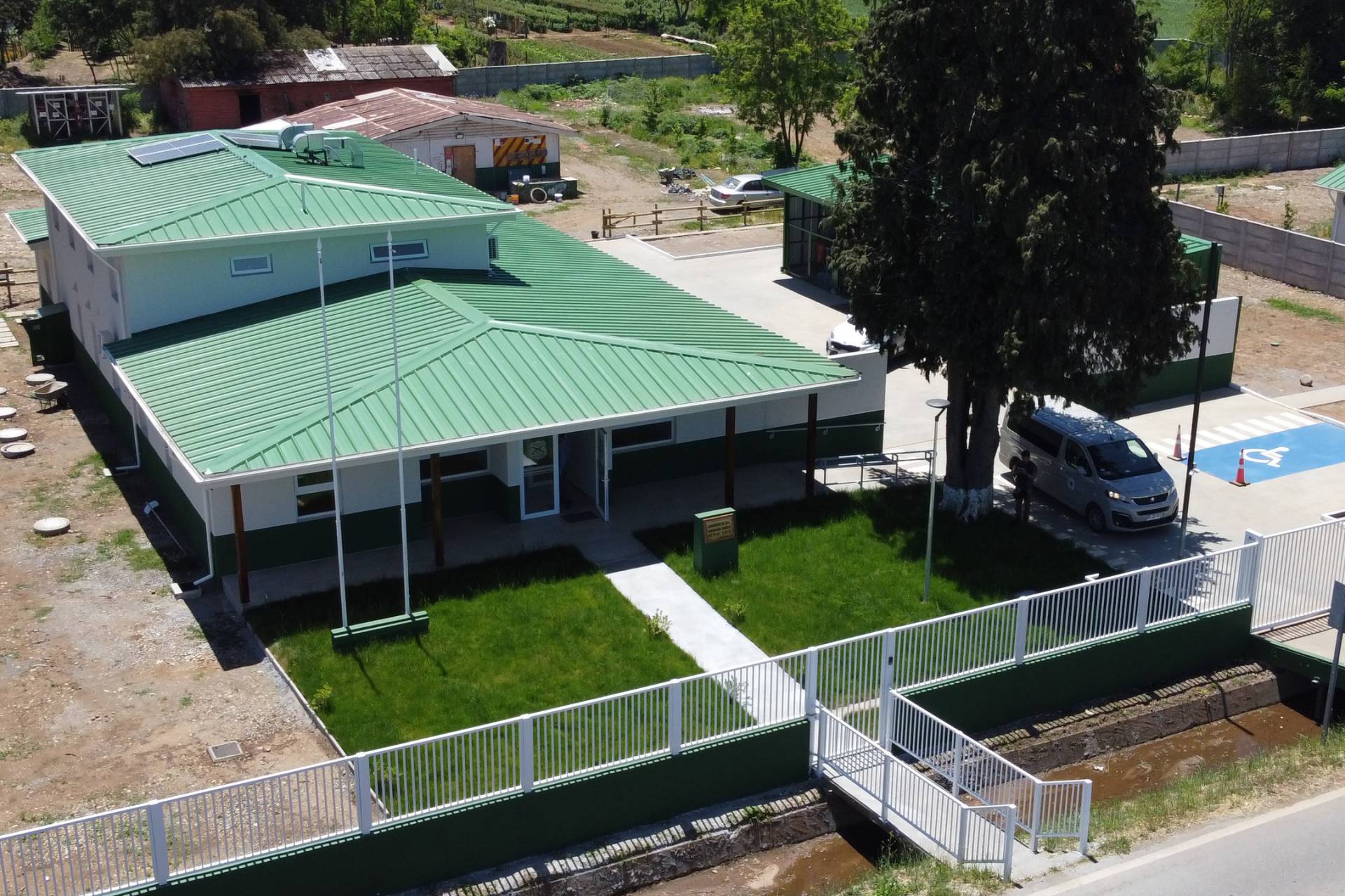 Gobernador Crisóstomo inaugura el Retén de Cato