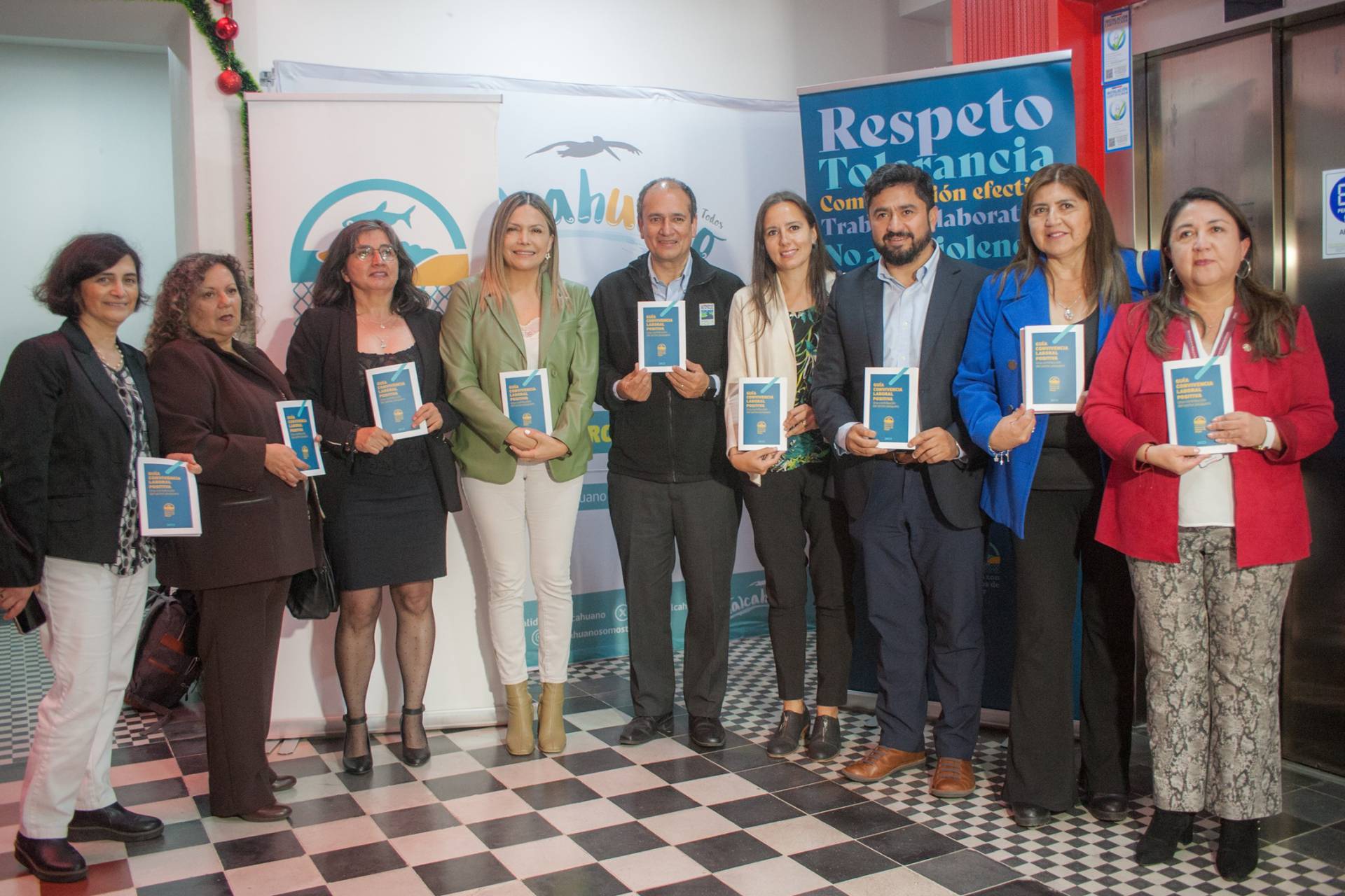 Pesca con Manos de Mujer presenta guía de convivencia laboral positiva