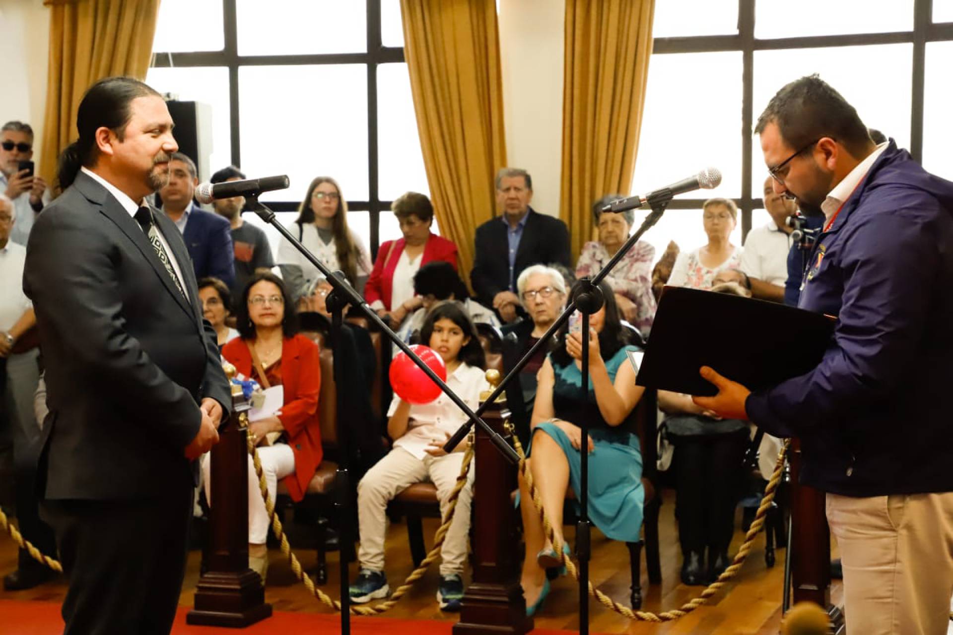 LUIS GACITÚA MUÑOZ ASUME COMO NUEVO CONCEJAL EN CHILLÁN VIEJO