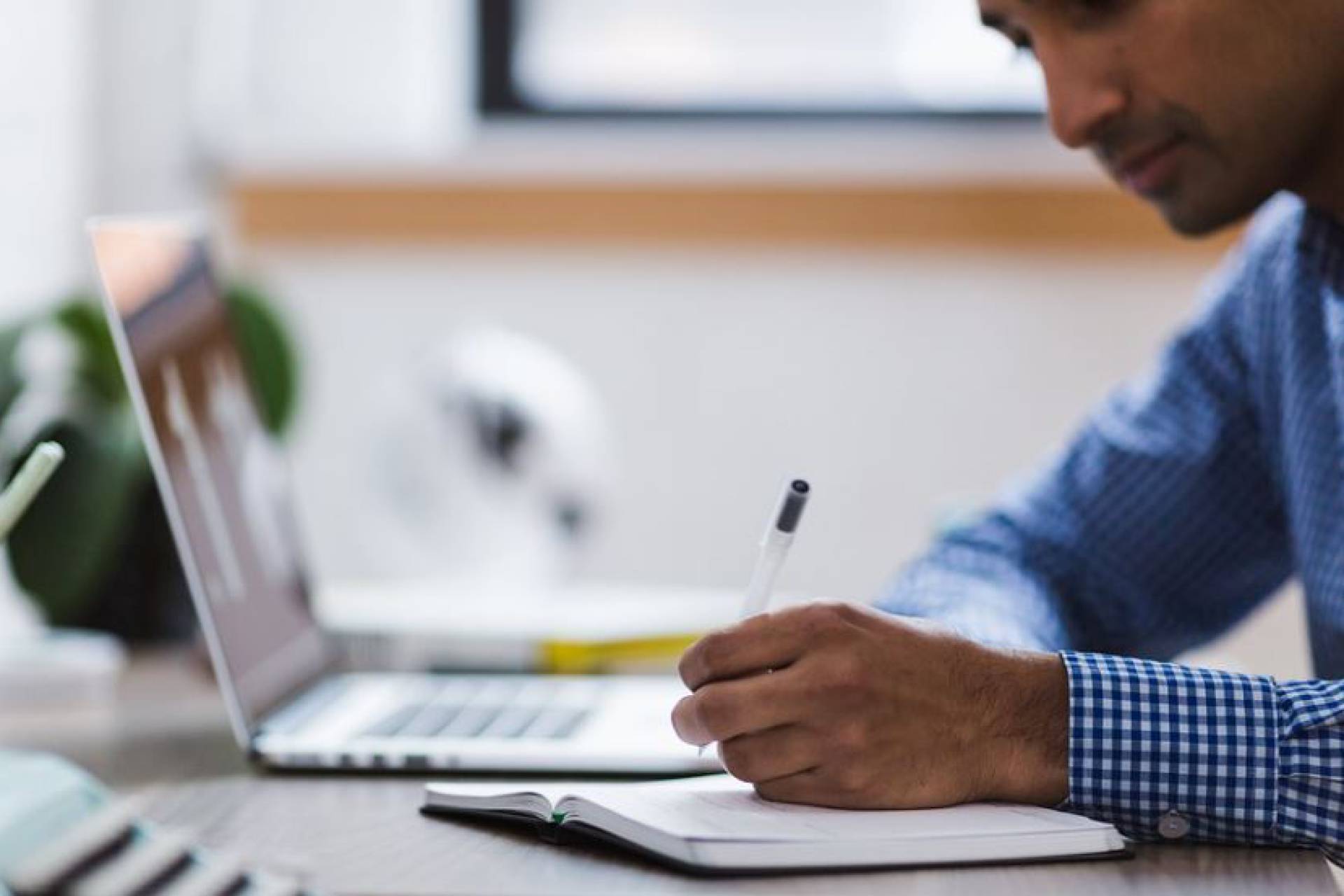 Navidad: Empresas se apoyan de la Firma Electrónica Avanzada para agilizar contratos y procesos de compra-venta