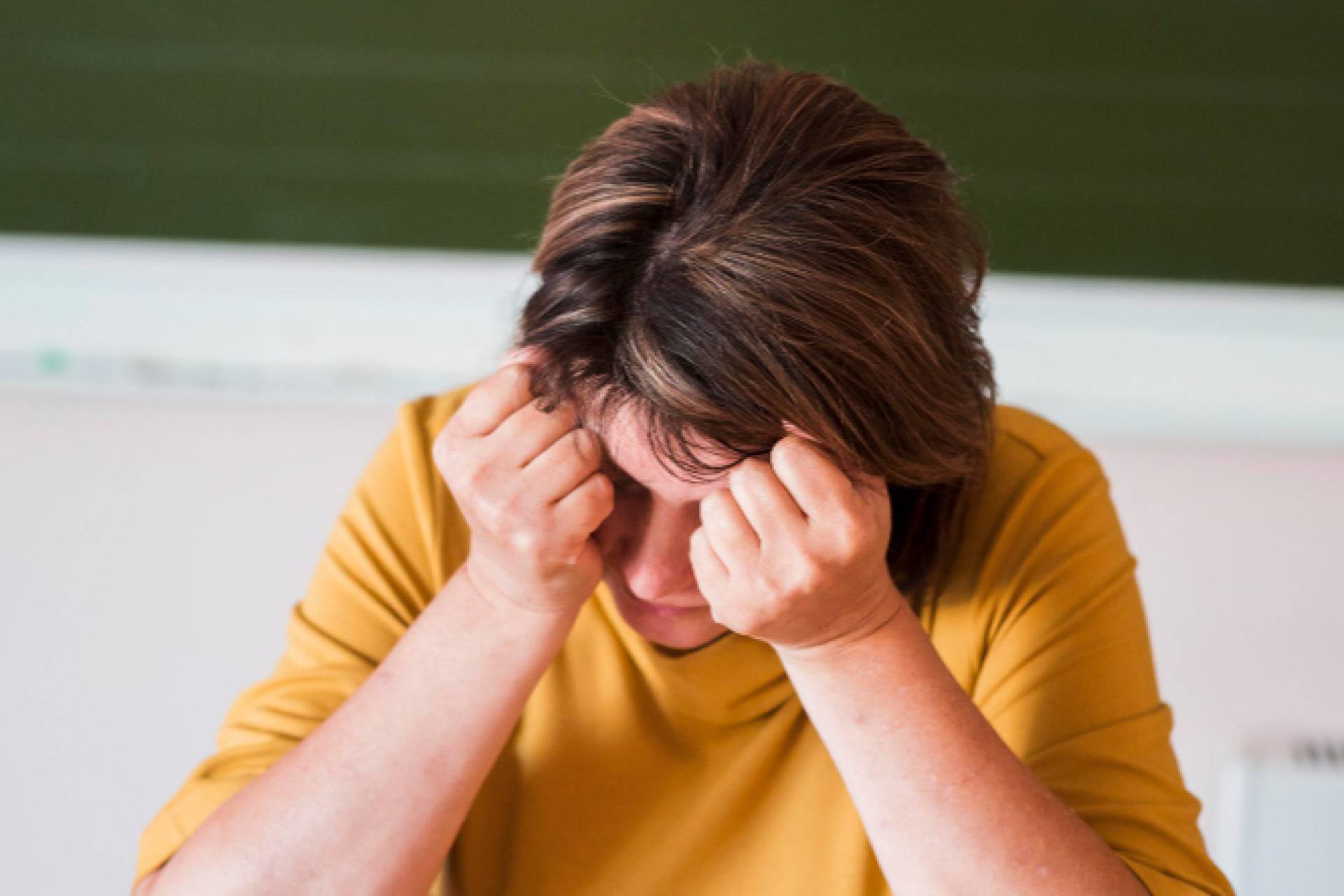 Casi 90% de docentes en Chile declara haber sido víctima de violencia: ¿cómo revertir esta situación?