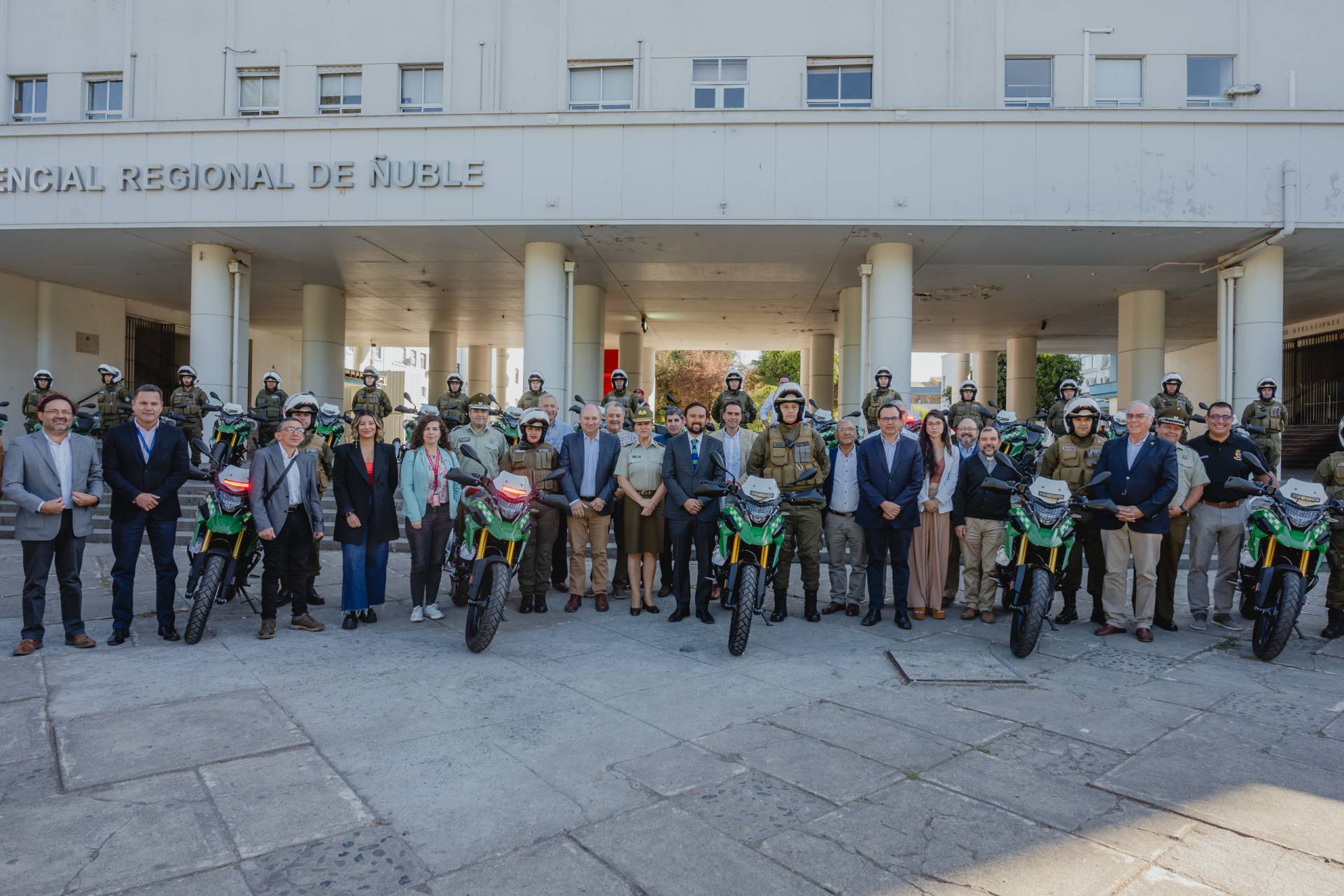 Gobierno Regional entrega 27 motos todo terreno a Carabineros de Ñuble para fortalecer seguridad.