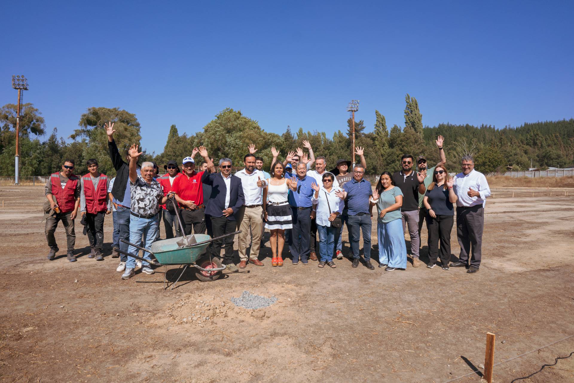 Gobierno Regional de Ñuble invierte $393 millones en la primera cancha con pasto sintético en Trehuaco.